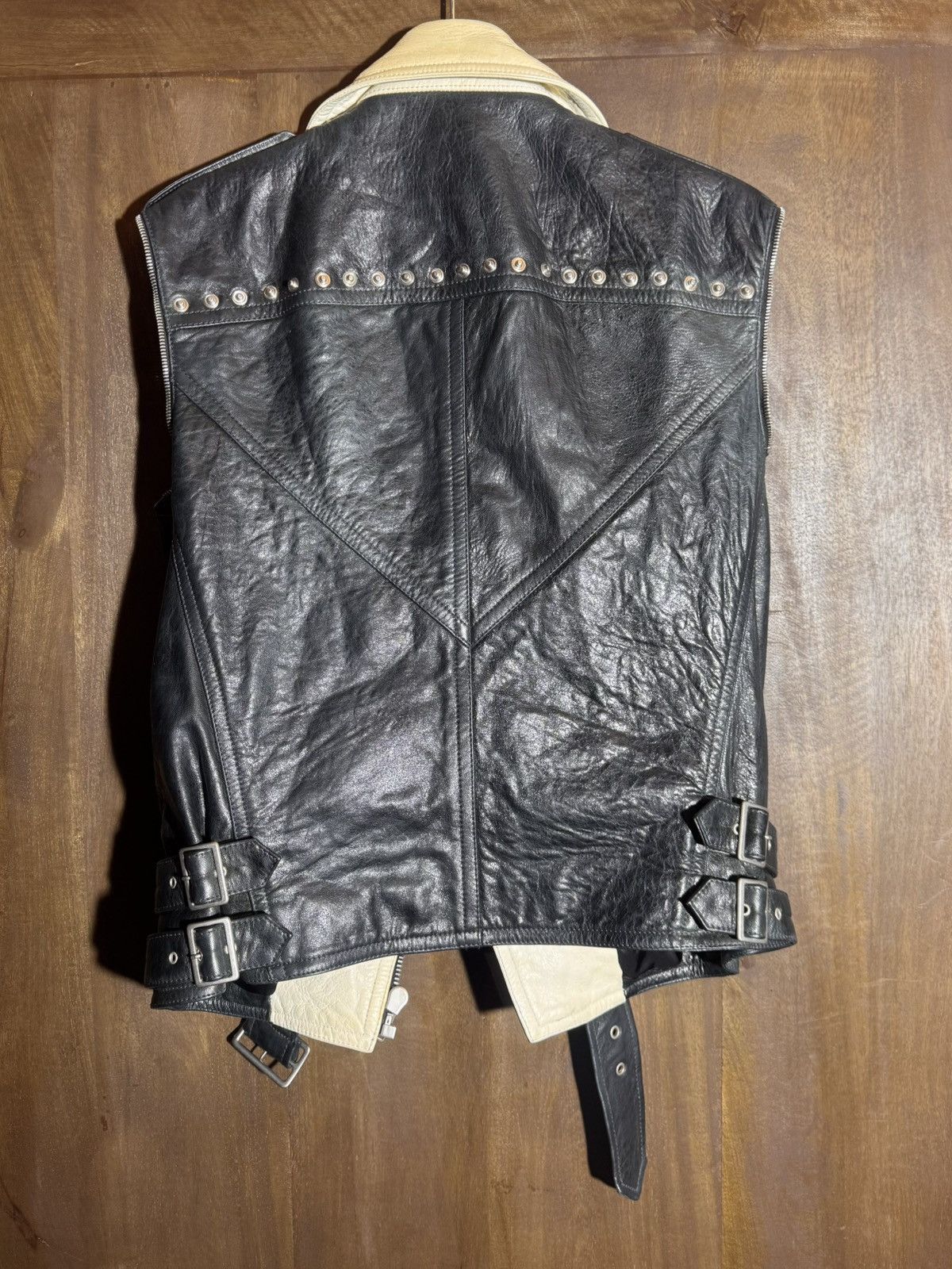 Givenchy givenchy ss18 runway sleeveless leather biker jacket Size US S / EU 44-46 / 1 - 11 Thumbnail