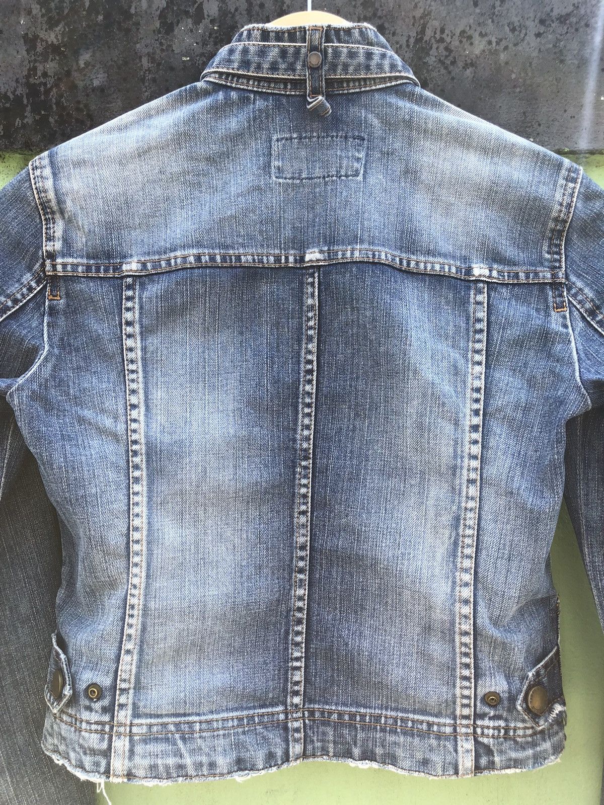 Burberry Burberry London Blue Label Denim Jacket Vintage Japan Only Size M / US 6-8 / IT 42-44 - 14 Thumbnail