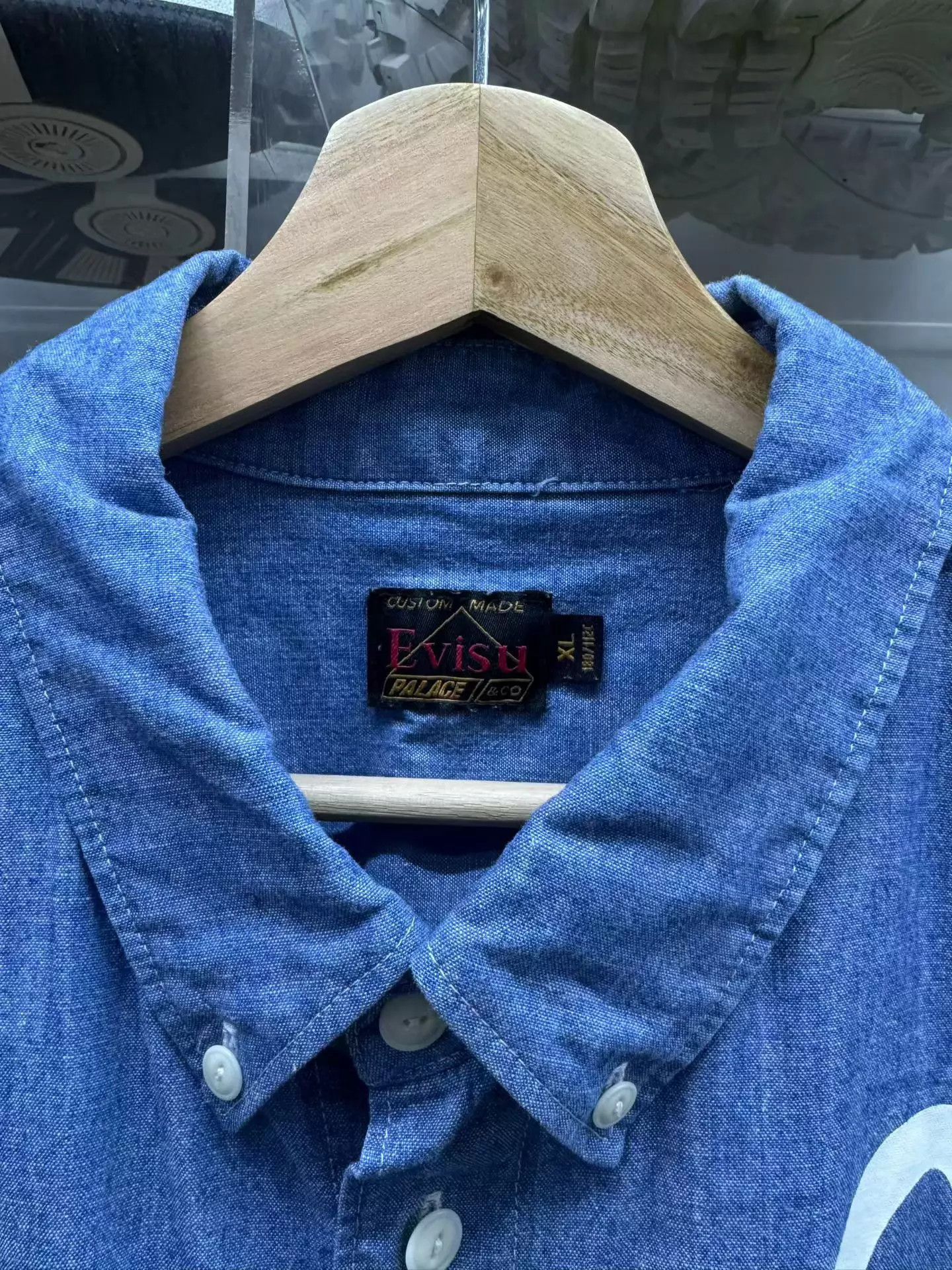Evisu Evisu x Palace Blue Denim Shirt XL Near Mint Big Sleeve Logo Size US XL / EU 56 / 4 - 4 Thumbnail