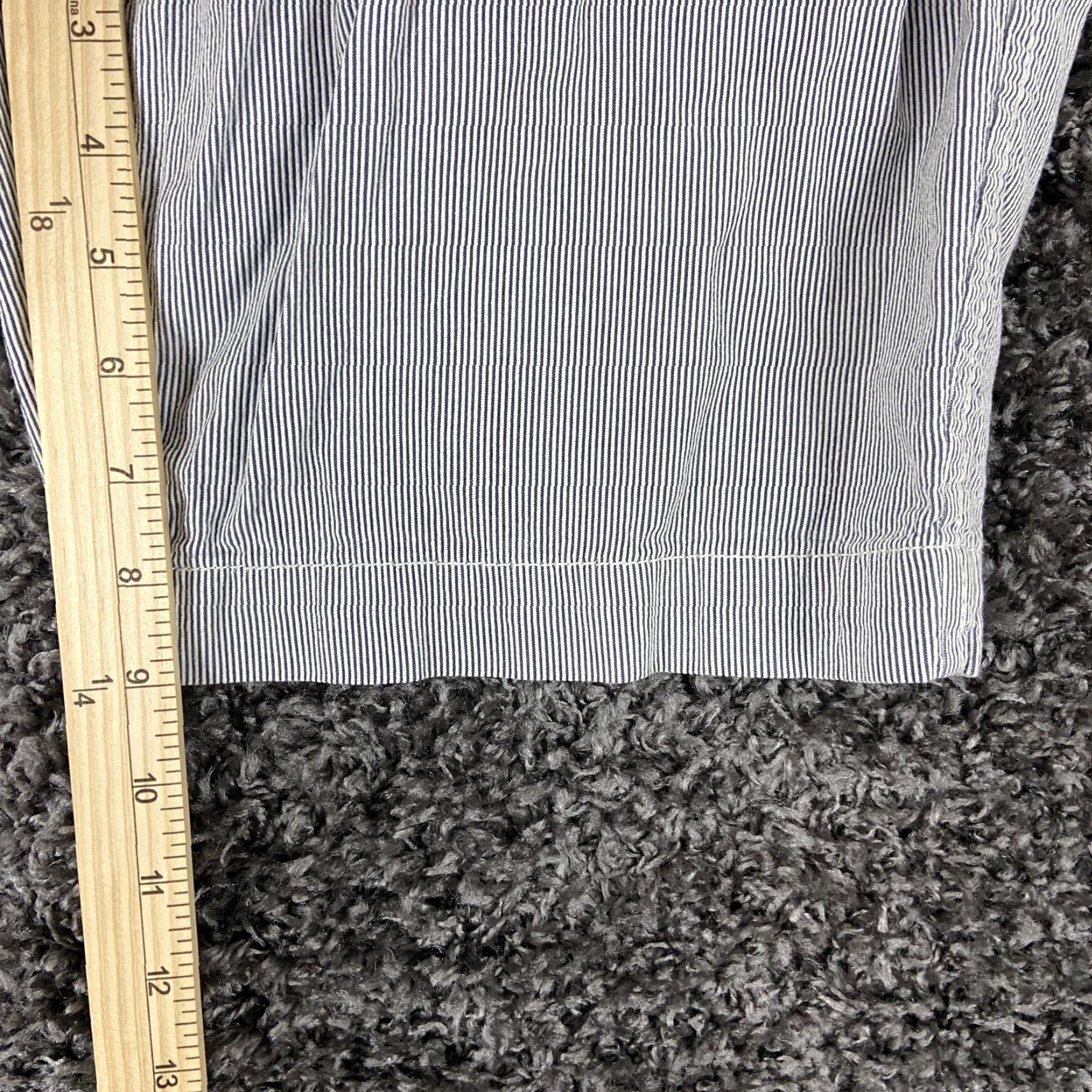 American Eagle Outfitters American Eagle Shorts Men’s 28 Blue Pin Striped Chino Regular 28 Mens Size US 28 / EU 44 - 6 Thumbnail