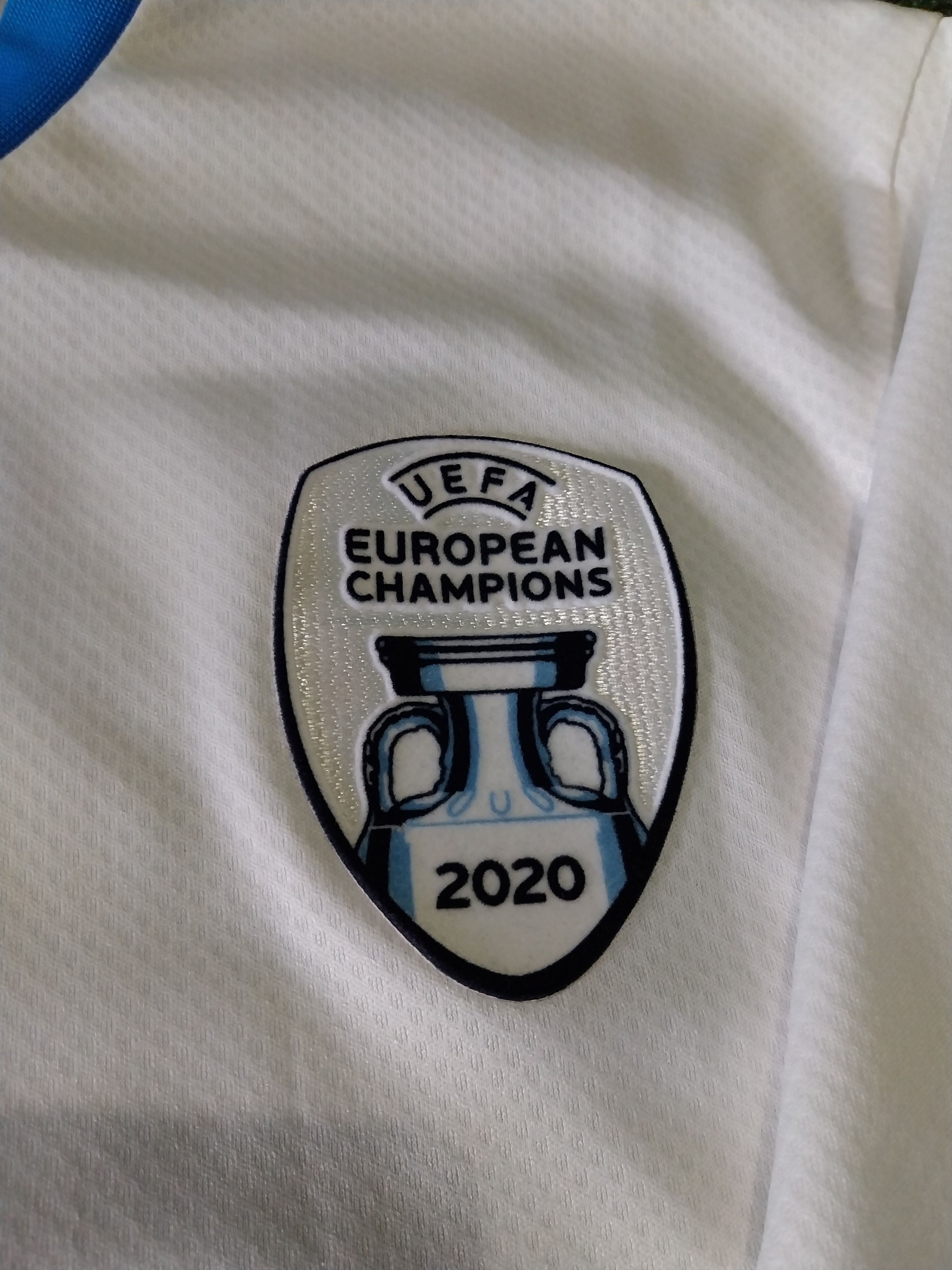 Puma Italy away 2022/2023 federico chiesa jersey football Size US L / EU 52-54 / 3 - 5 Thumbnail