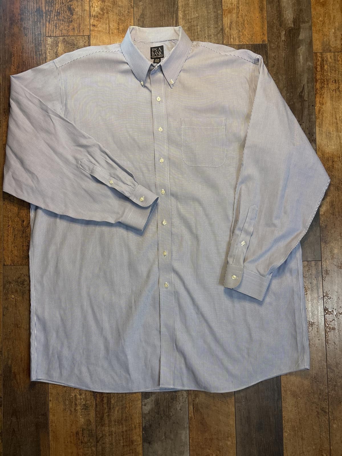 Jos. A. Bank Jos. A. Bank Men's Light Blue Button-Down Dress Shirt Size US M / EU 48-50 / 2 - 1 Thumbnail