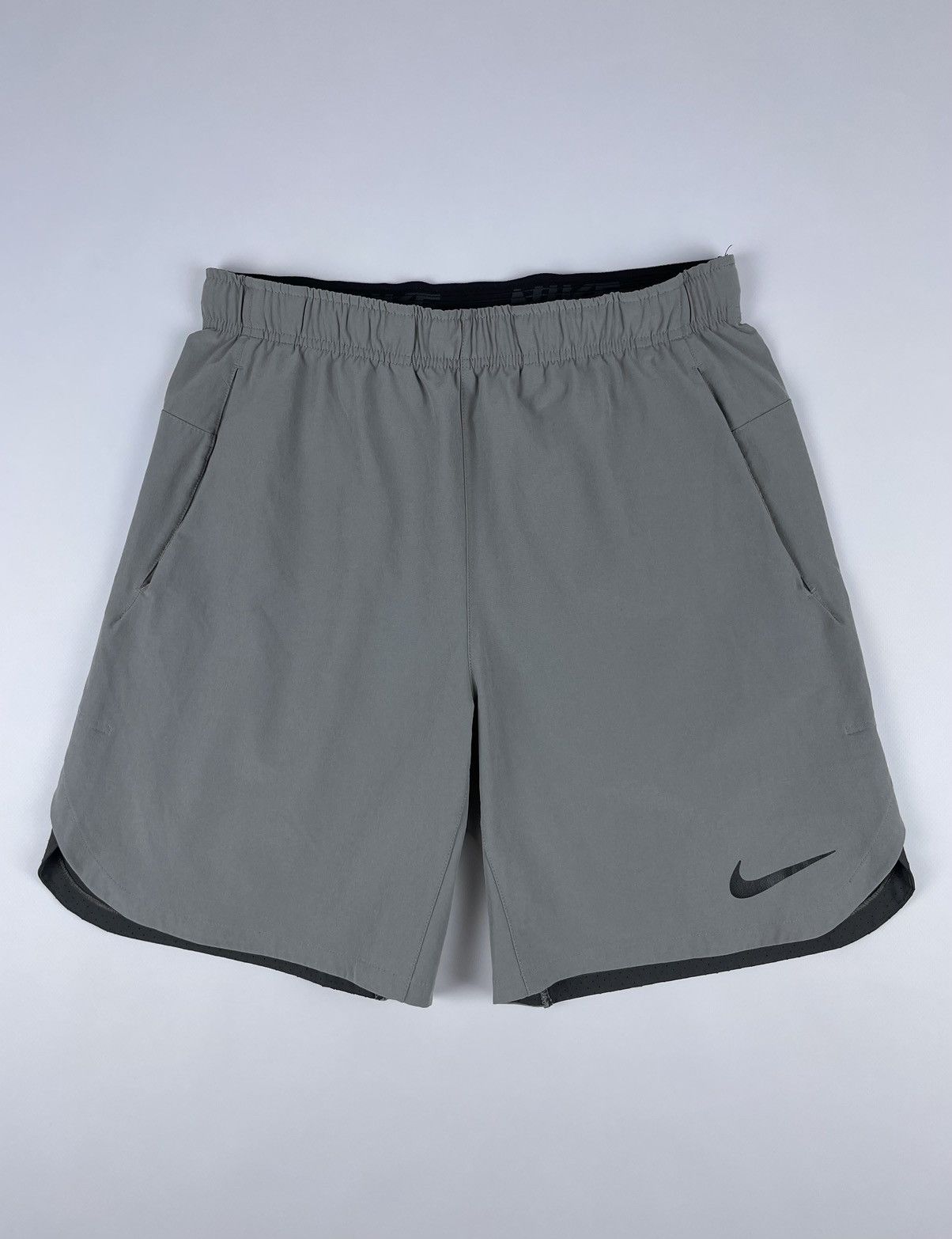 Nike Nike dri-fit Shorts Size US 32 / EU 48 - 1 Thumbnail