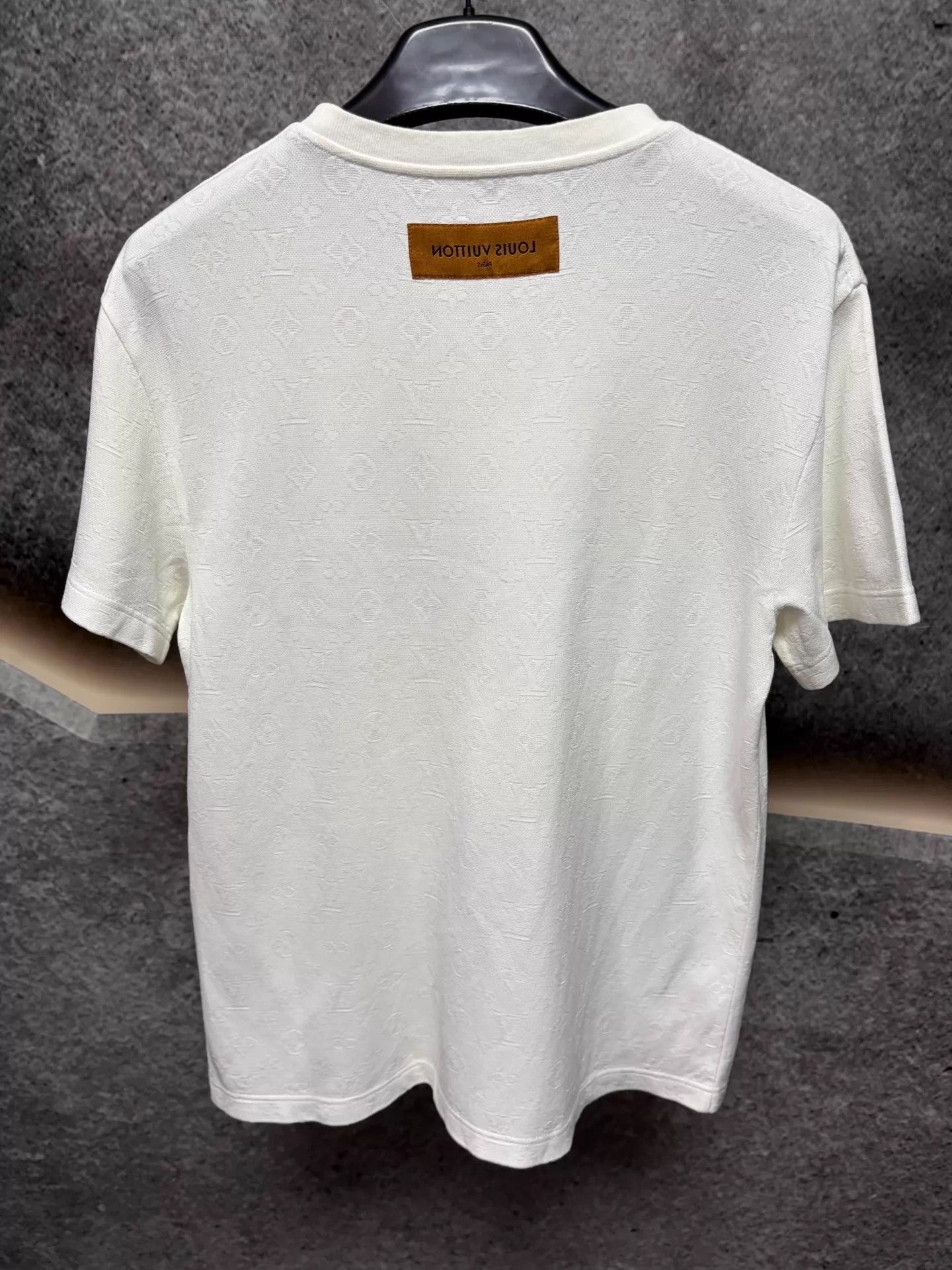 Louis Vuitton LV All Over Print White Monogram Marine Beaded S Tee Size US S / EU 44-46 / 1 - 2 Thumbnail