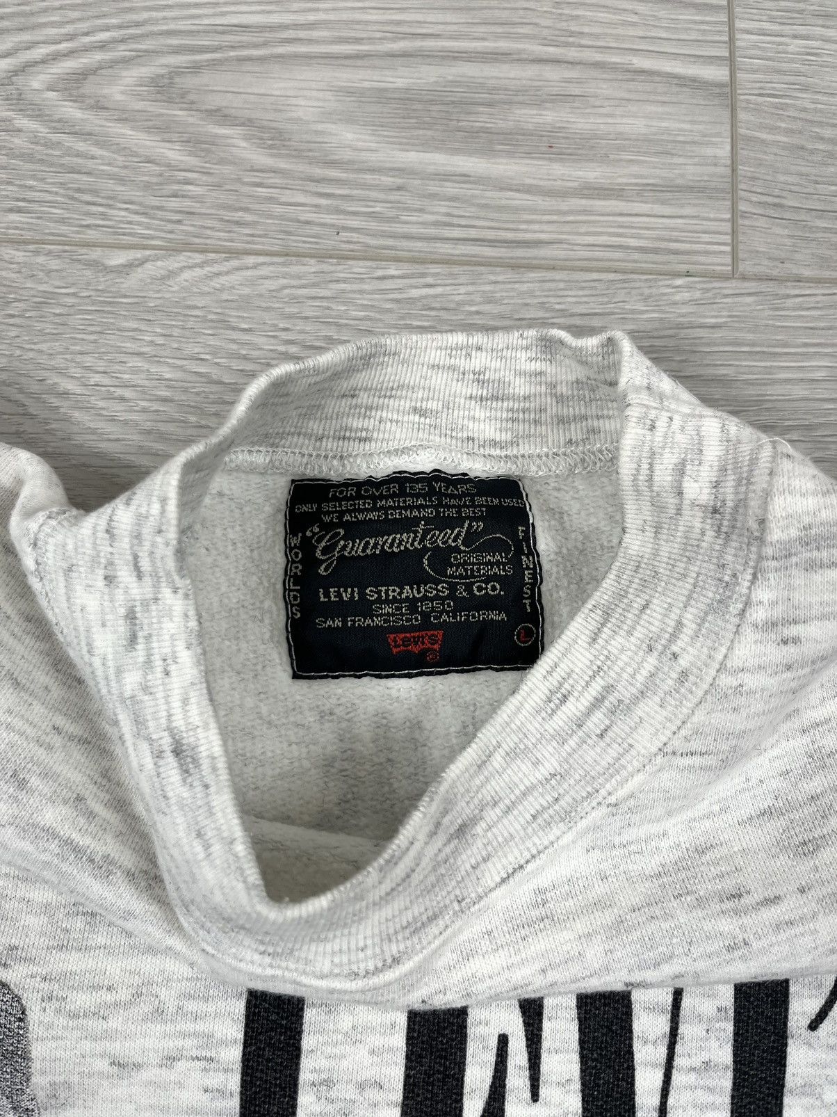 Levi's × Vintage Levi’s Vintage 80s Living Legend Movie Rare Sweatshirt Size US L / EU 52-54 / 3 - 8 Thumbnail