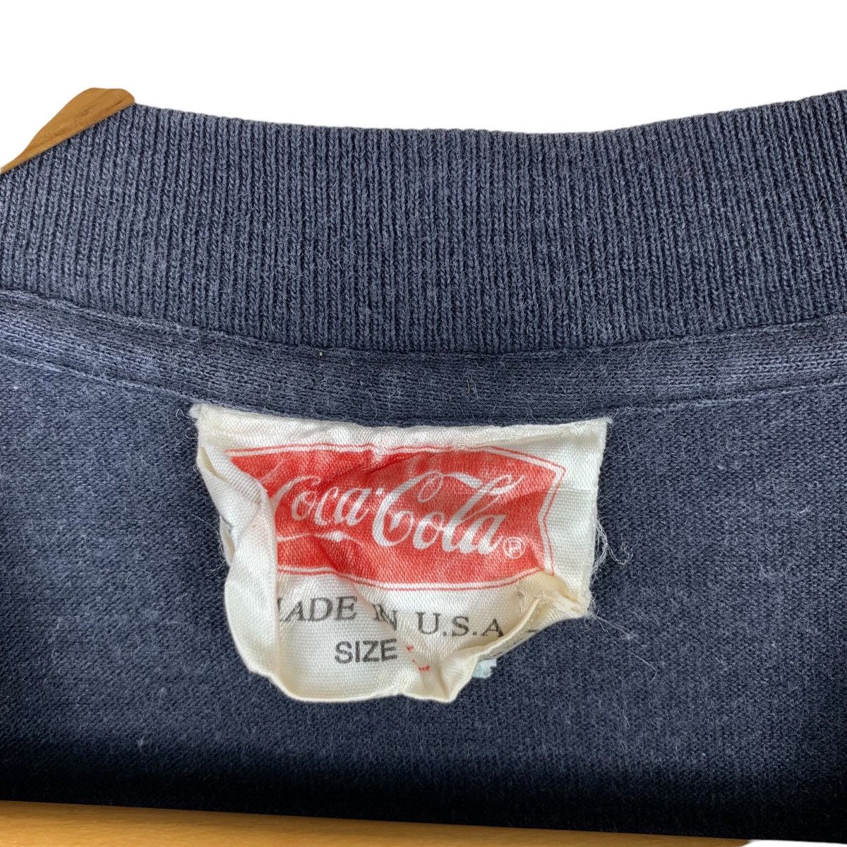 Coca Cola × Vintage Vintage COCA COLA Usa Carbonate Drinking Big Logo T-Shirt Size US L / EU 52-54 / 3 - 4 Thumbnail