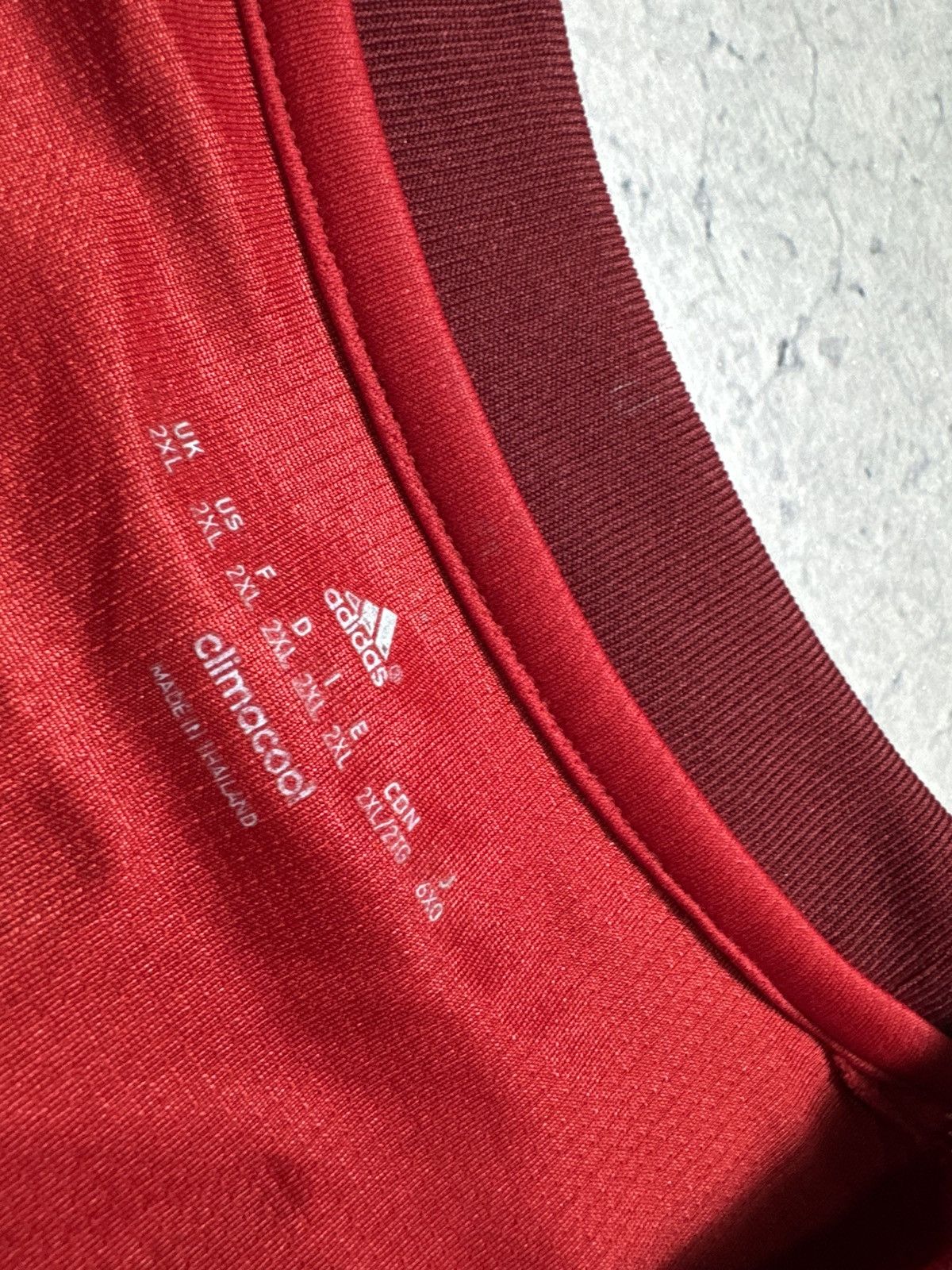 Adidas Adidas FC Bayern Munchen Vidal #23 Soccer Jersey Long Sleeve Size US XXL / EU 58 / 5 - 8 Thumbnail