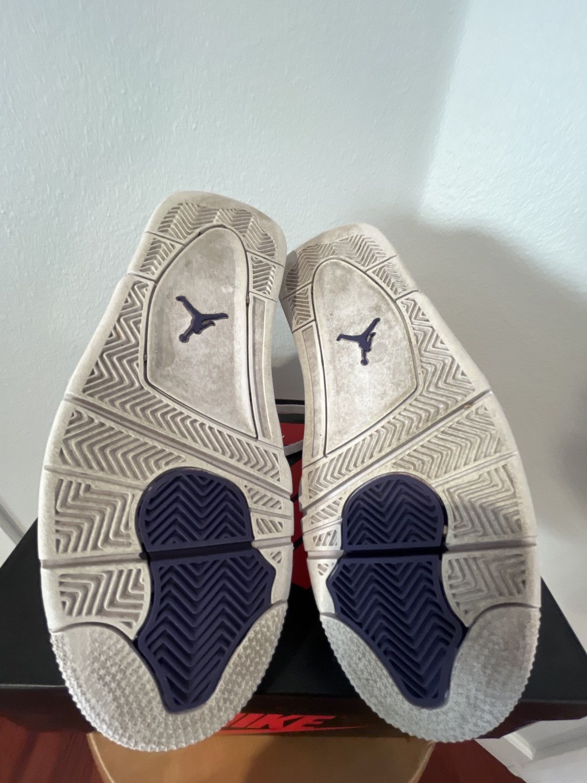 Jordan Brand Jordan 4 Metallic Purple Size US 8 / EU 41 - 5 Thumbnail