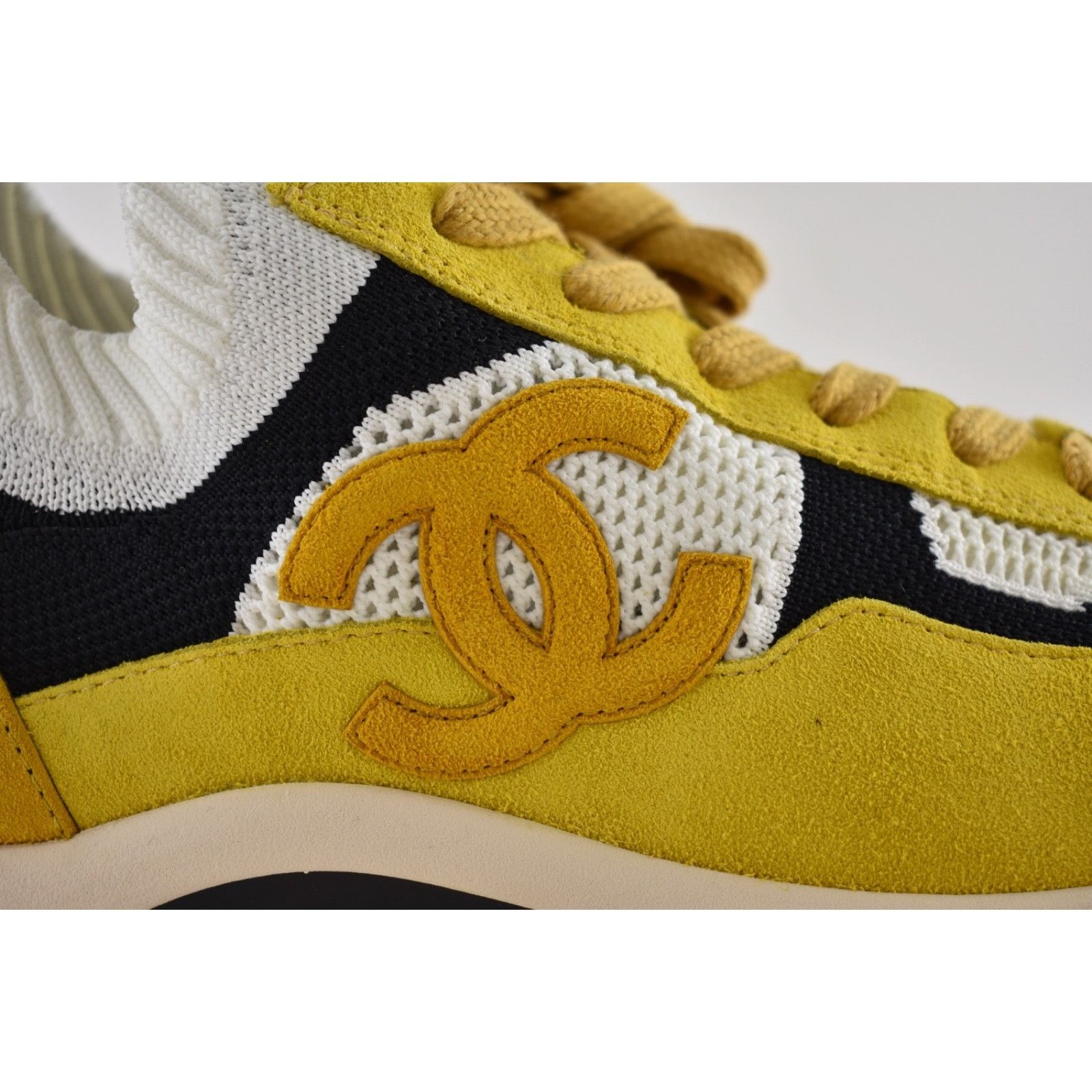 Chanel Mens Suede Knit CC Logo Low Trainer Sneaker Size US 11 / EU 44 - 4 Thumbnail