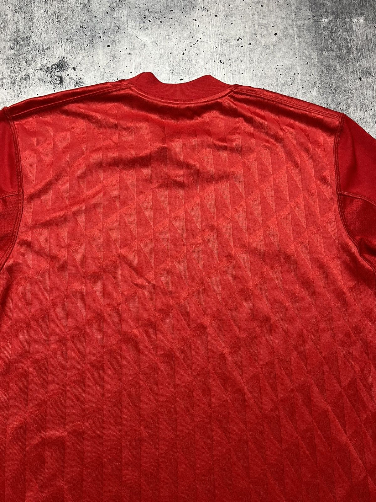 Adidas LIVERPOOL 2010 2012 HOME SHIRT JERSEY ADIDAS P96763 sz S MEN Size US S / EU 44-46 / 1 - 15 Thumbnail