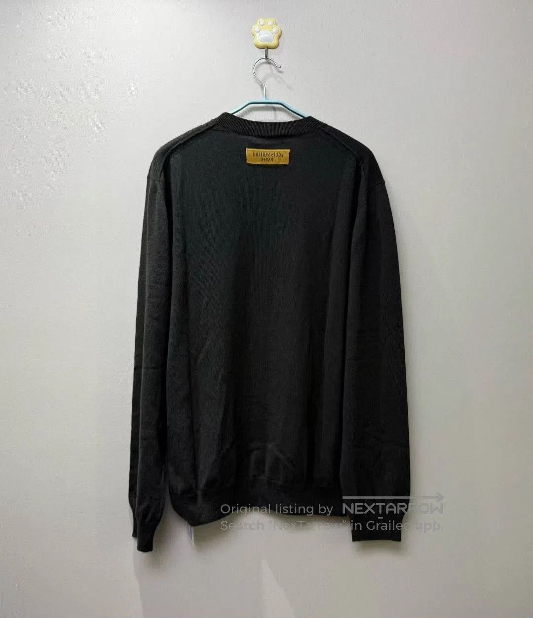 Louis Vuitton Louis Vuitton Gray Embossed Logo Sweater. Size US XL / EU 56 / 4 - 4 Thumbnail