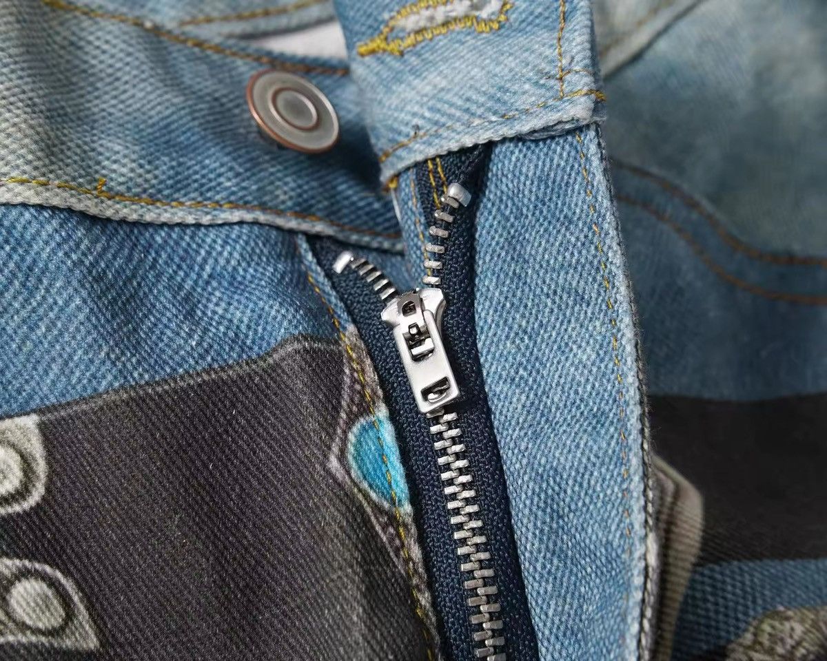 Japanese Brand × Vintage 3D Printed Wide Leg Denim Jean Size US 31 - 6 Thumbnail