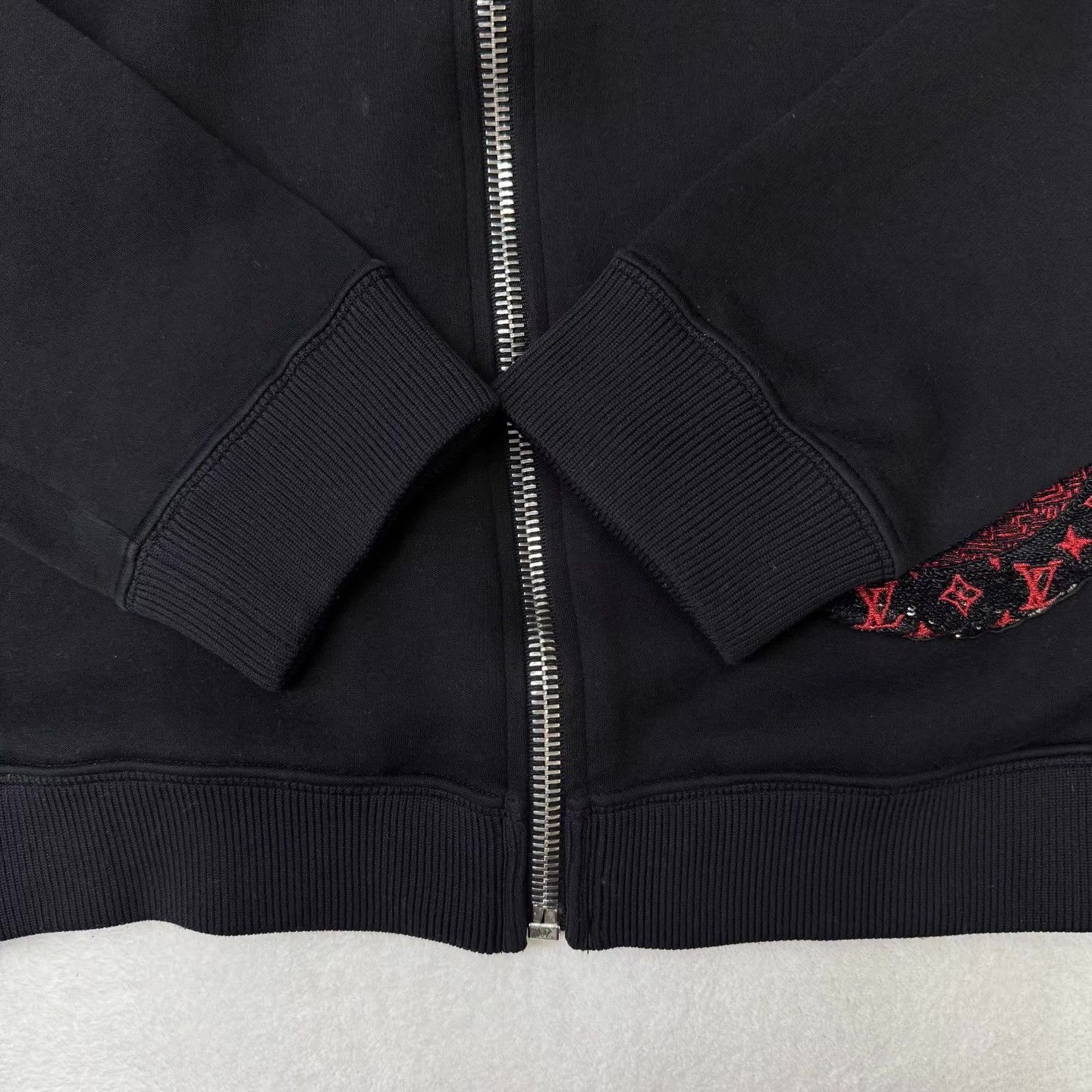 Louis Vuitton LV x Yamamoto Kansai Black Daruma Face Print Hoodie Q10 Size US M / EU 48-50 / 2 - 2 Thumbnail