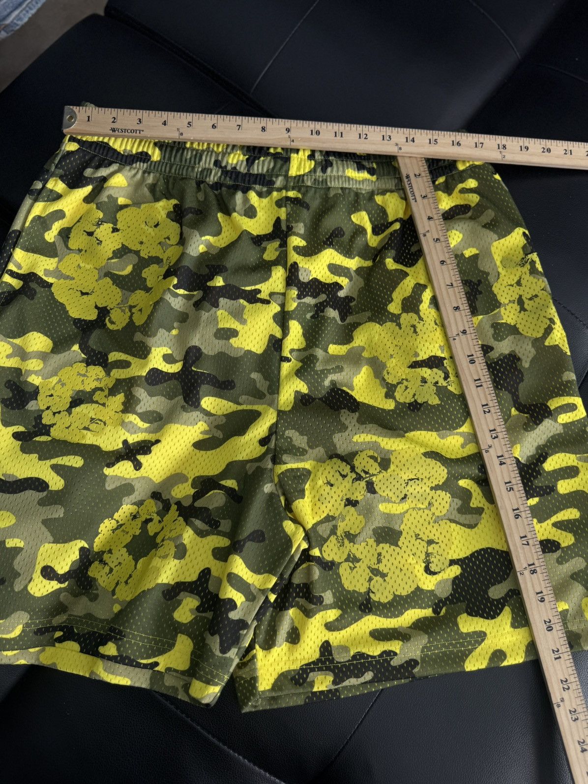 DENIM TEARS Denim Tears Mesh Summer Shorts Yellow Camo Size XL (NEW) Size US 36 / EU 52 - 5 Thumbnail