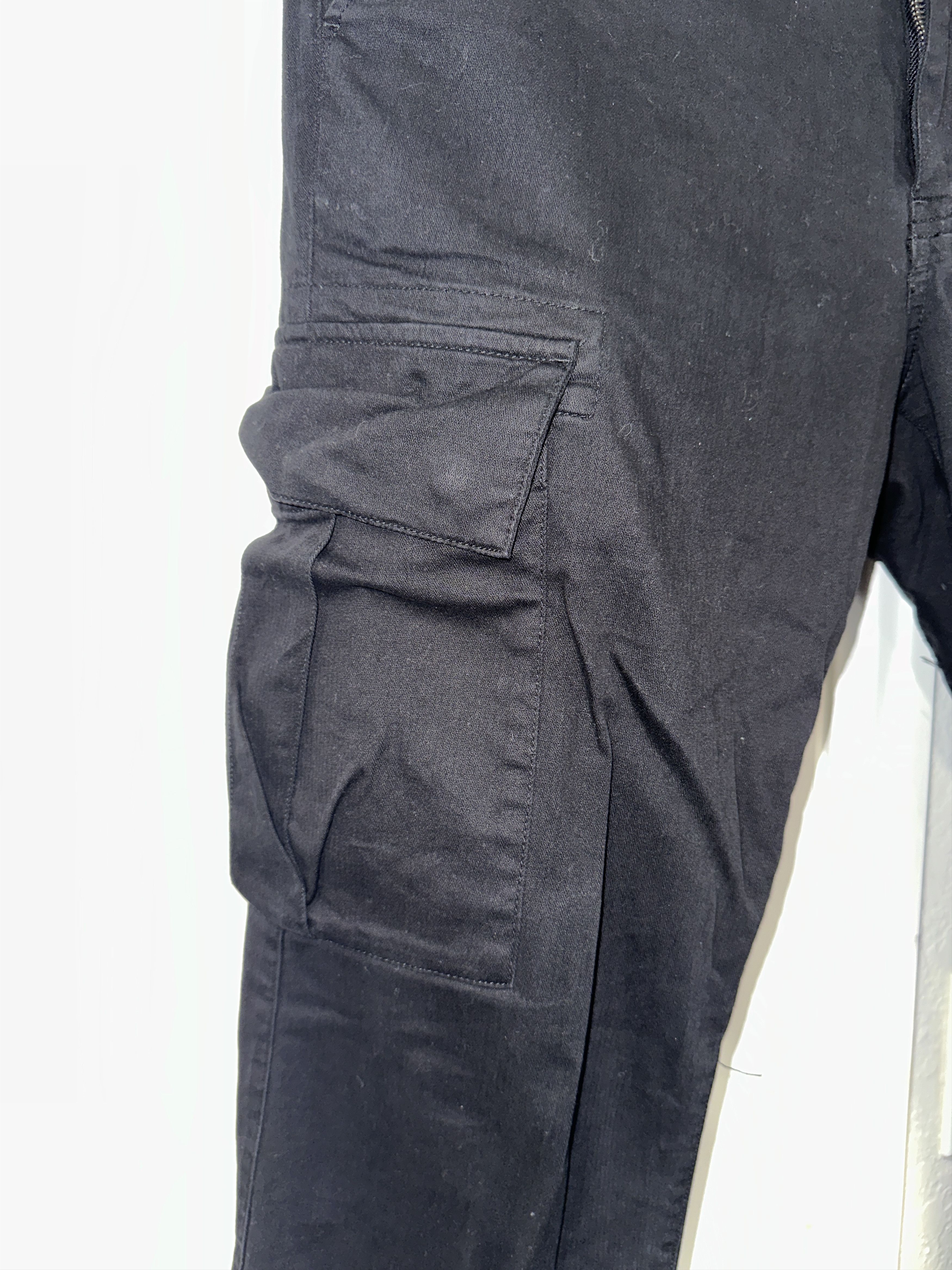 Roots Roots Black Cargo Pants Size US 31 - 5 Thumbnail