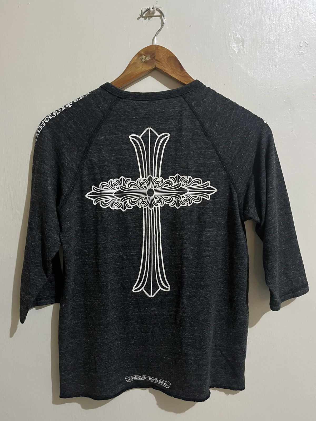 Chrome Hearts Chrome Hearts Cross Cemetery Henly Made in HolywoodShirt Size S / US 4 / IT 40 - 1 Thumbnail