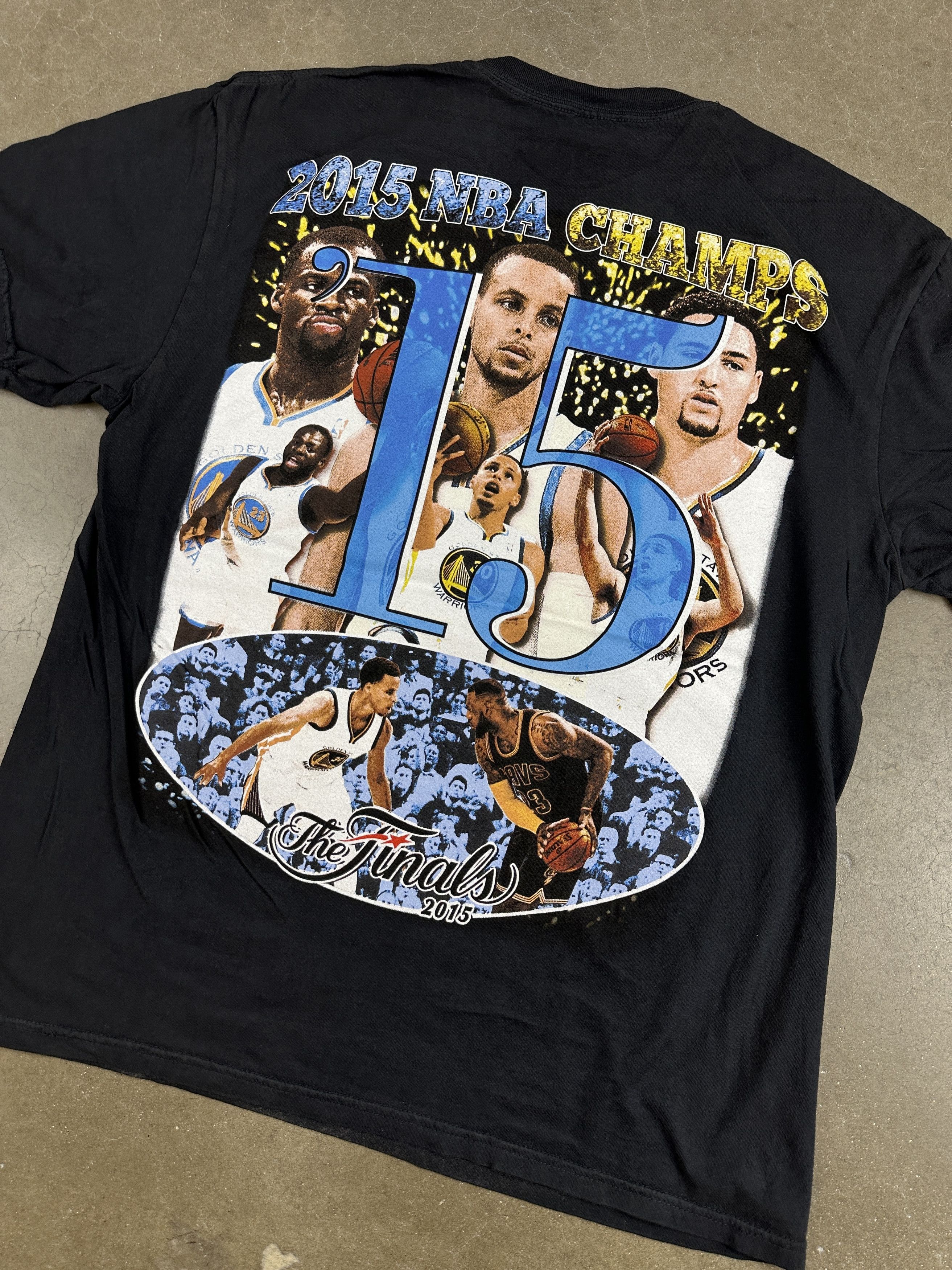 Other A.M. VINTAGE 2015 WARRIORS CHAMPIONS TEE - L Size US L / EU 52-54 / 3 - 6 Thumbnail