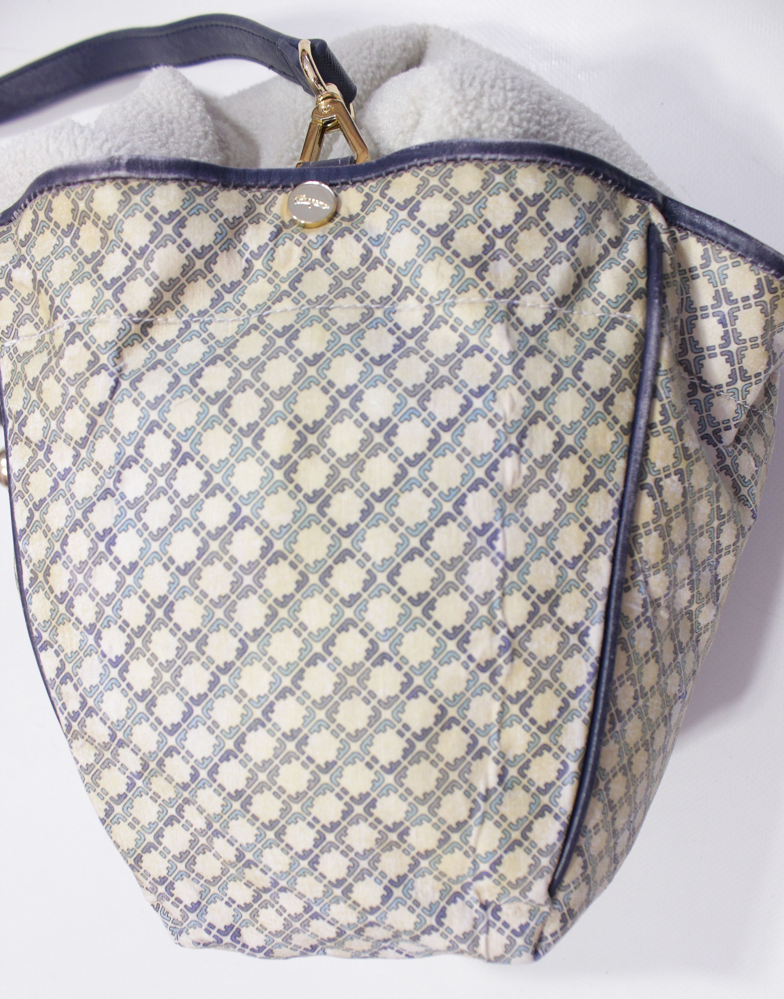 Salvatore Ferragamo 90S Monogram Bucket Bag Vintage Size ONE SIZE - 8 Thumbnail