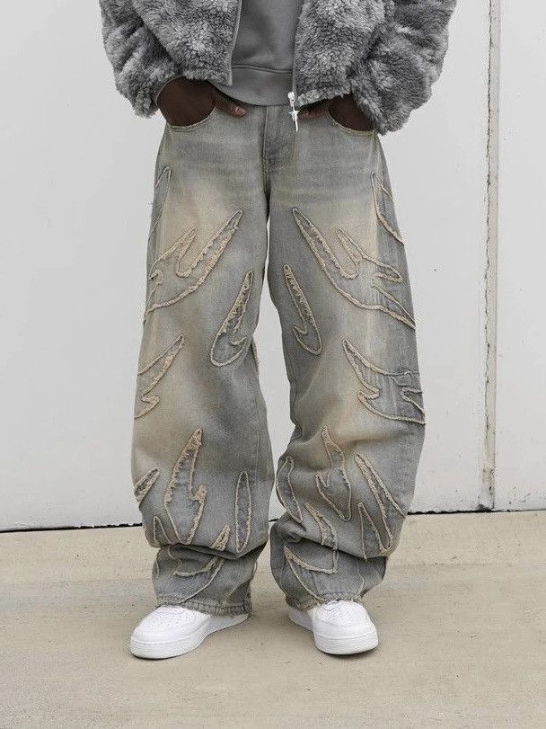 Designer × Japanese Brand × Vintage Retro Raw Edge Embroidery Baggy Jeans Size US 27 - 1 Thumbnail