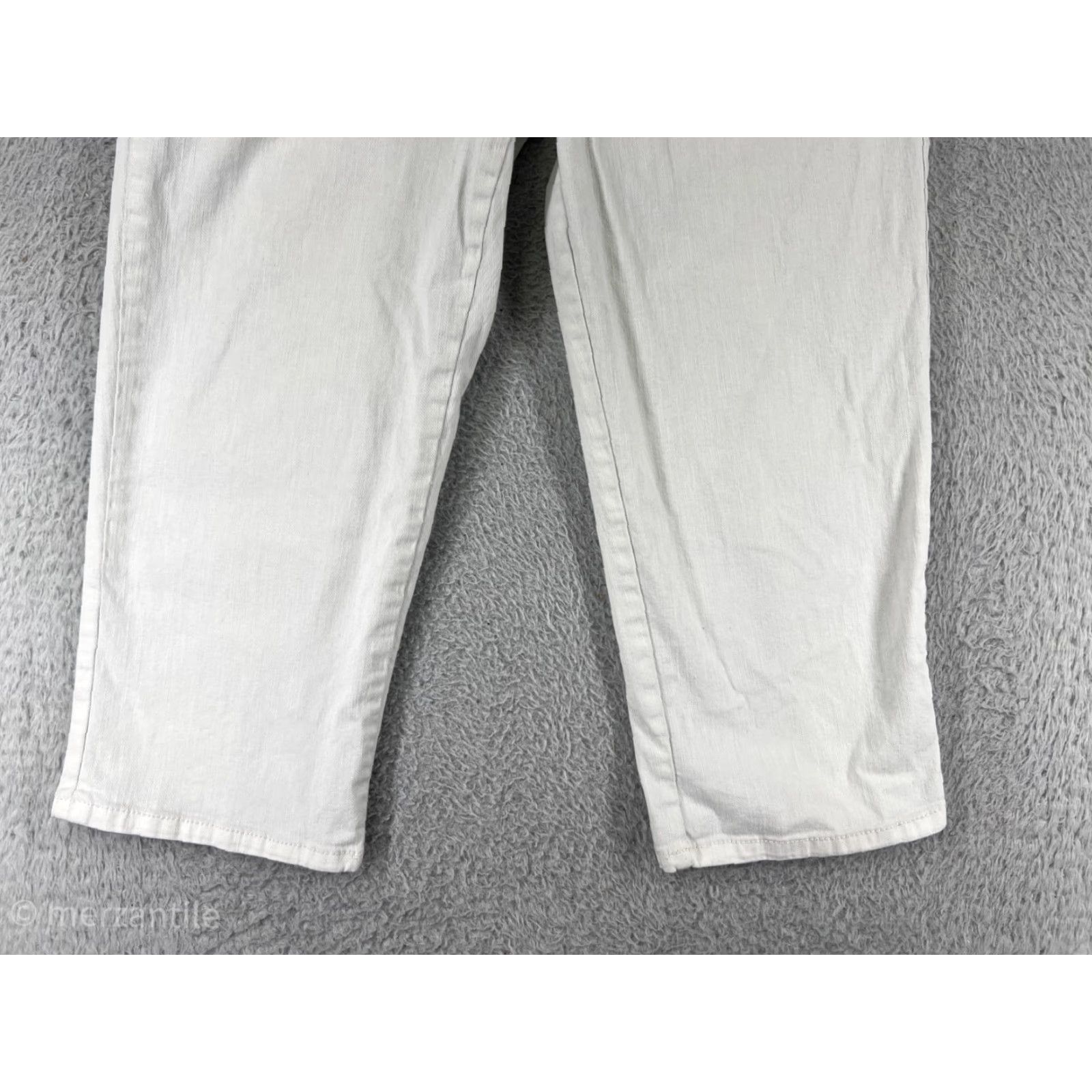 Style & Co Style & Co White Denim Capri Pants Womens 31 Regular Cotton Blend Stretch Pockets Floral 21.5in Inseam 31 Waist Casual Workwear Womens Size 24" / US 00 / IT 34 - 6 Thumbnail