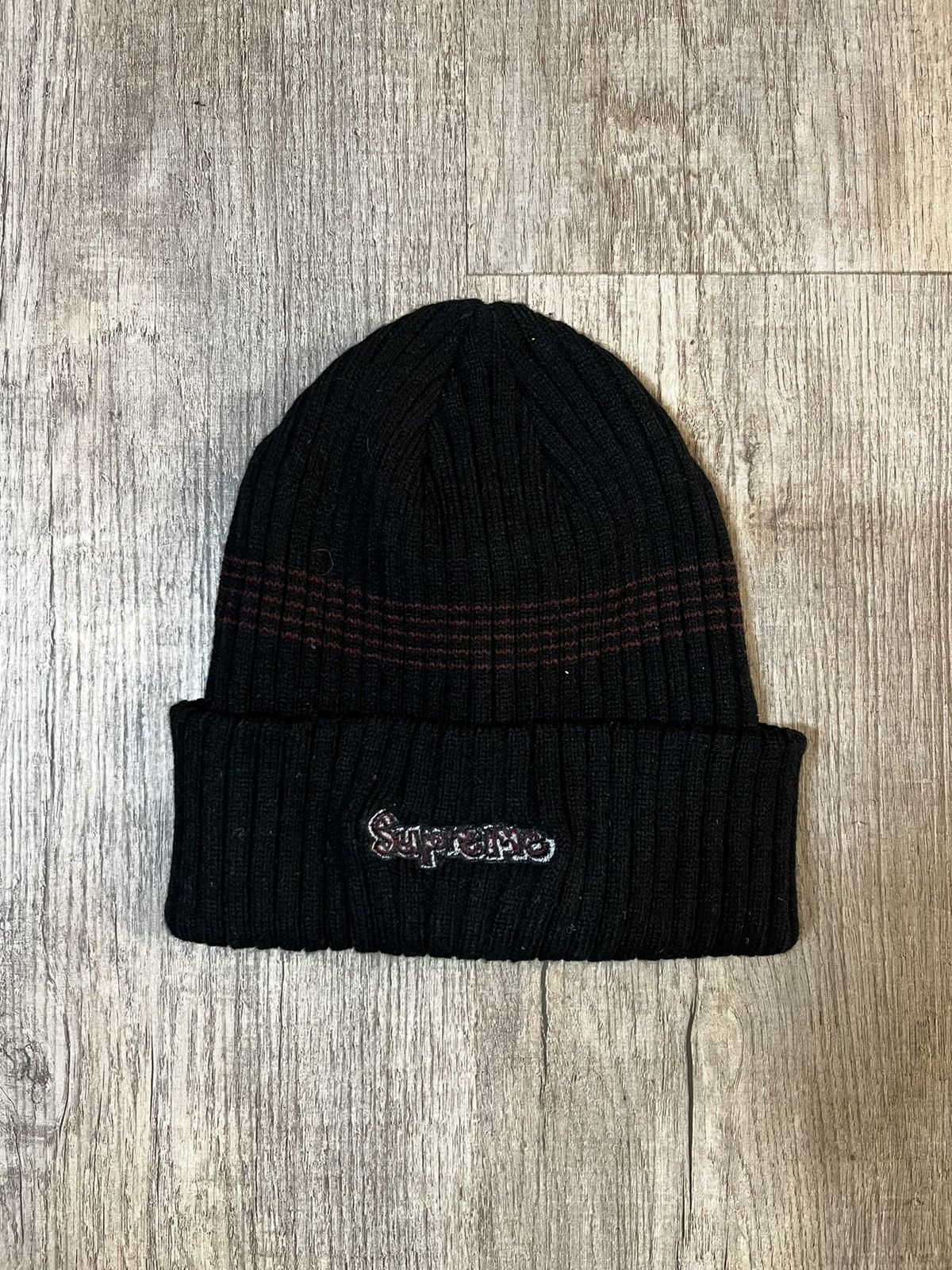 Supreme Black Supreme Beanie w/ Purple Stripes Size ONE SIZE - 1 Thumbnail