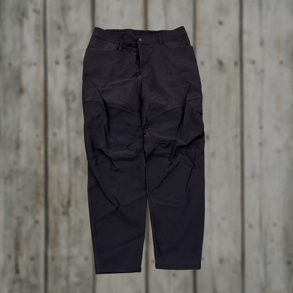Lululemon Lululemon License To Train Jogger Pants Mens M Black Size US 31 - 1 Thumbnail