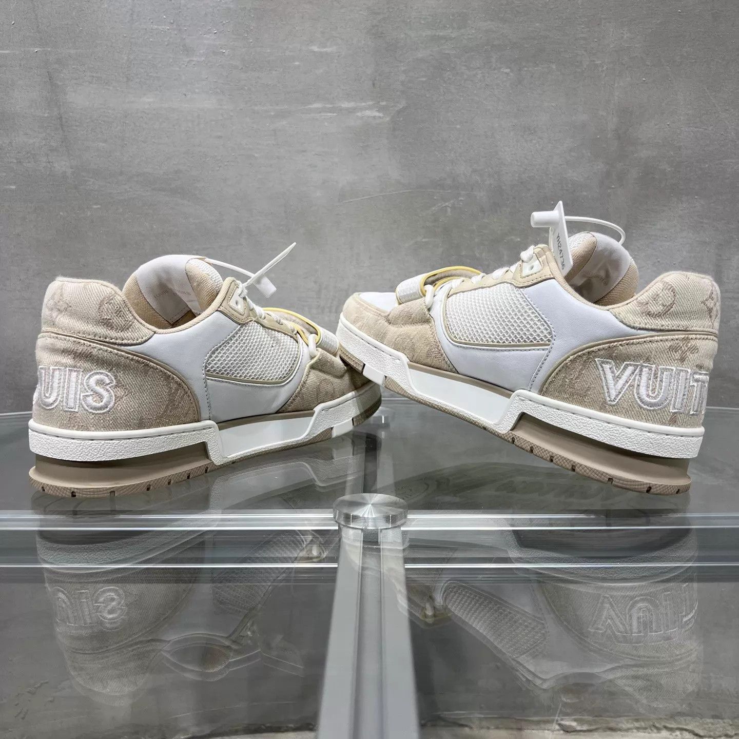 Louis Vuitton LV Trainer Khaki Velcro 39.5 Size US 6.5 / EU 39-40 - 5 Thumbnail