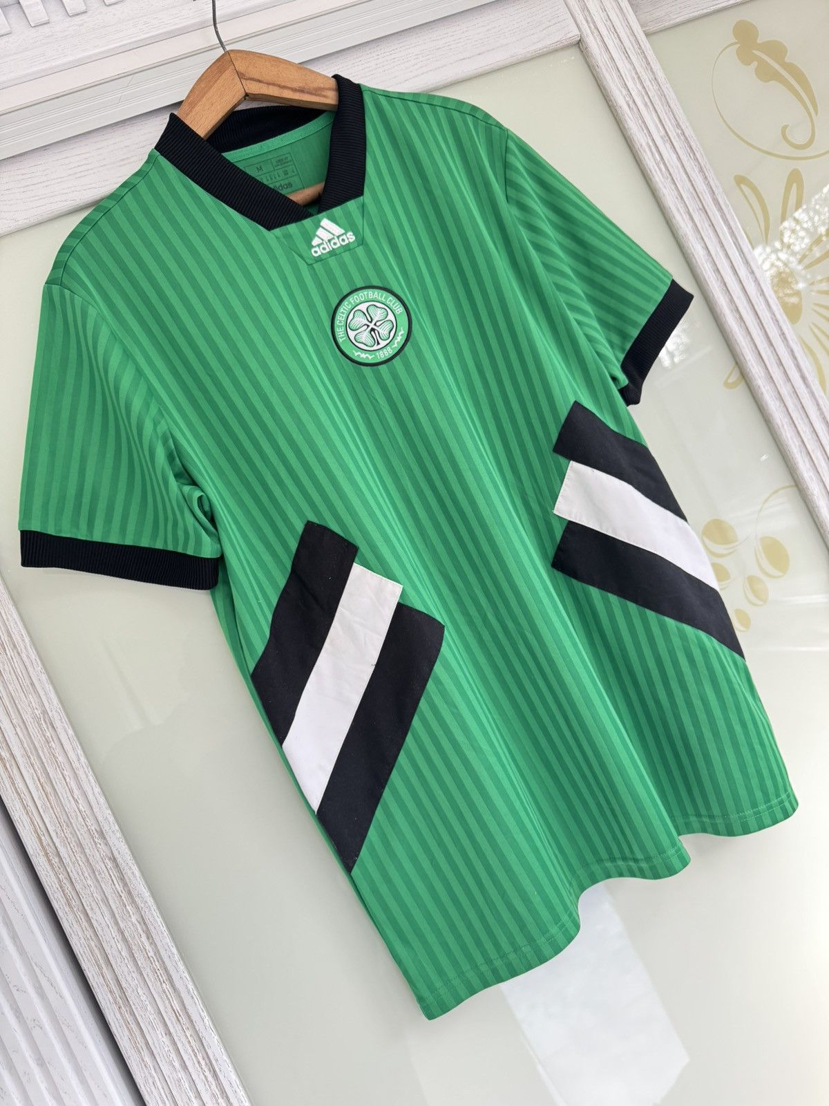Adidas Celtic Glasgow 2022-2023 Icon Soccer Jersey Football Shirt Size US M / EU 48-50 / 2 - 4 Thumbnail