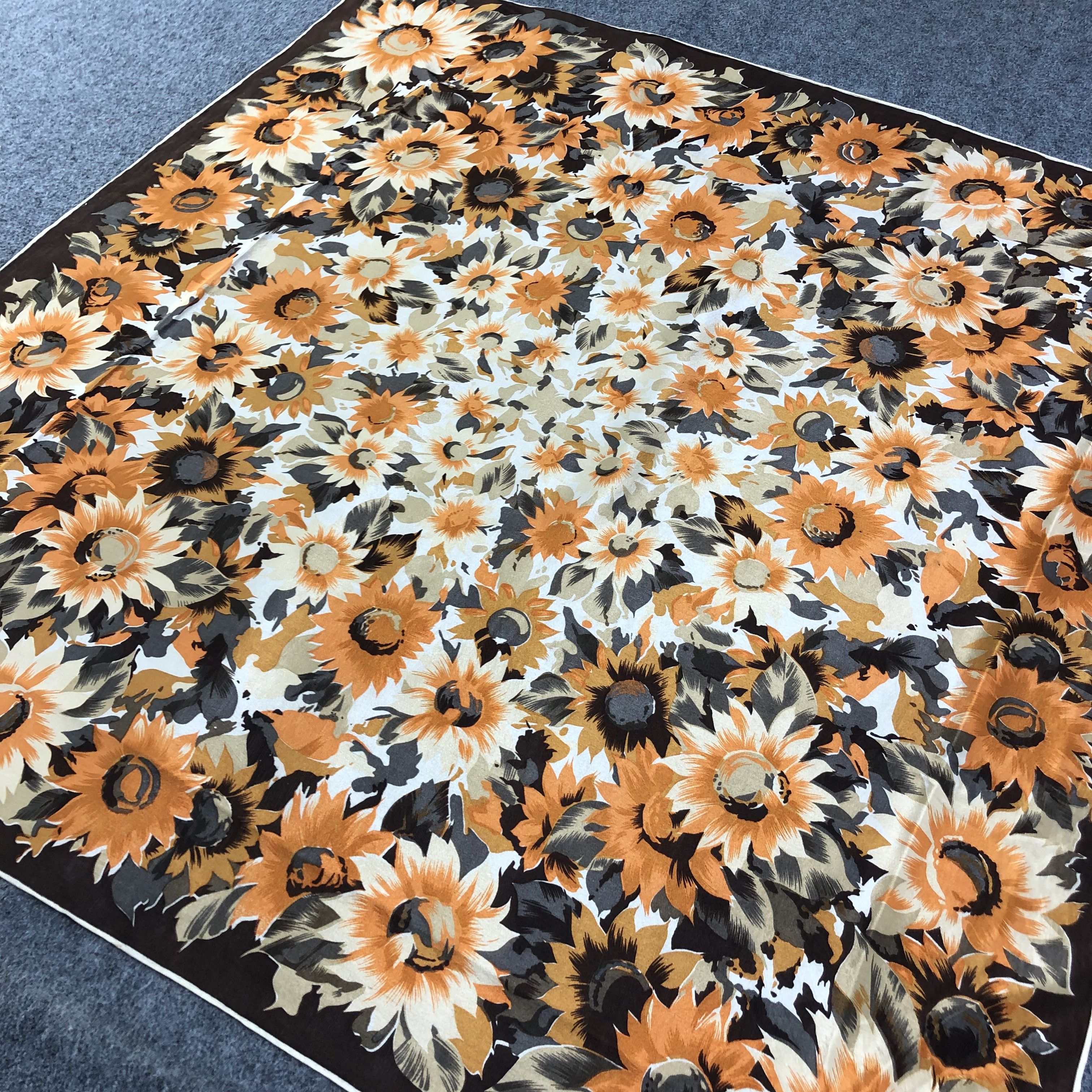 Vintage Vintage Floral Hand Rolled Silk Scarf M399 Size ONE SIZE - 2 Thumbnail