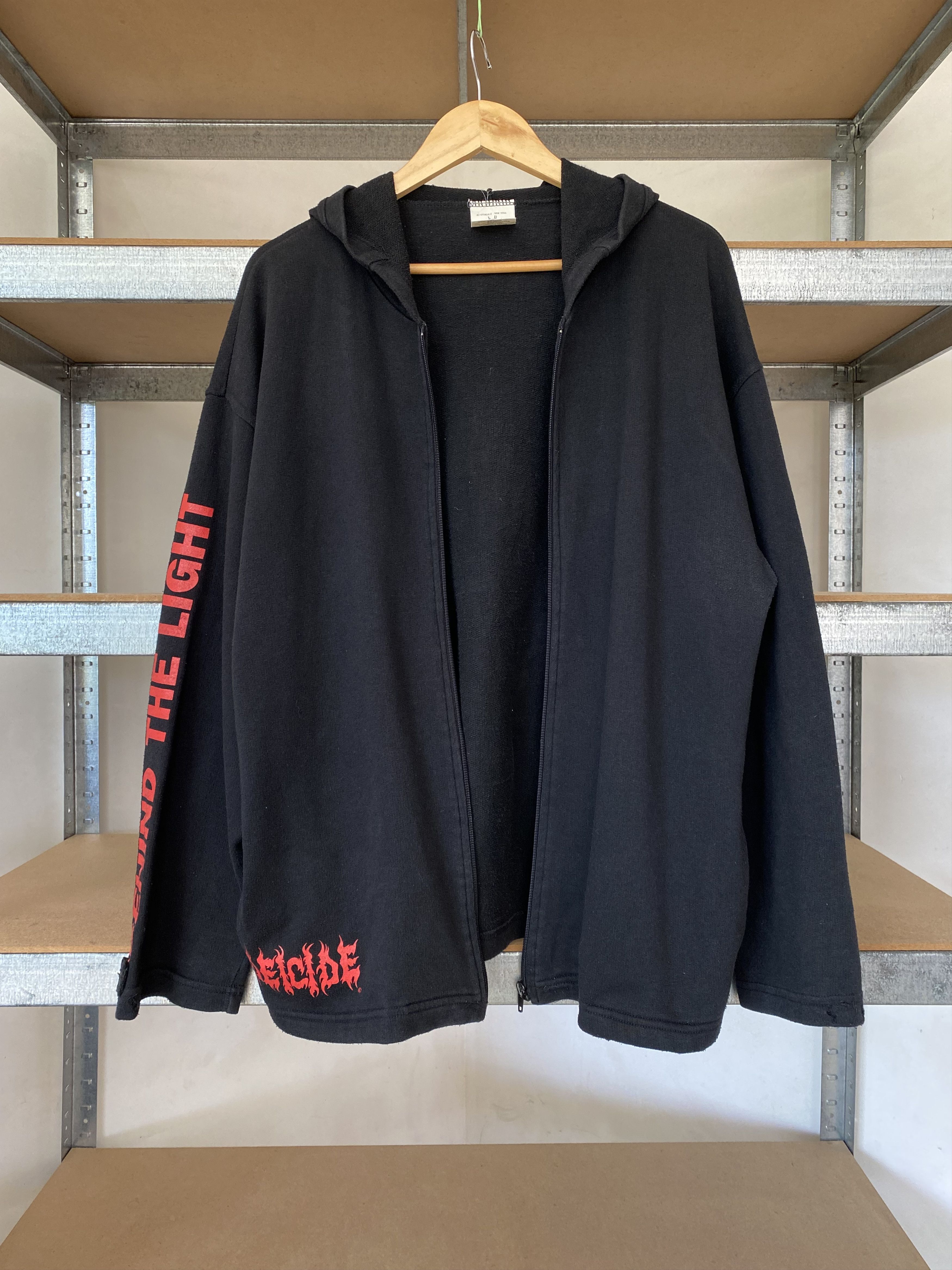 o1loc1c1024 Black Cotton Shirt in Black