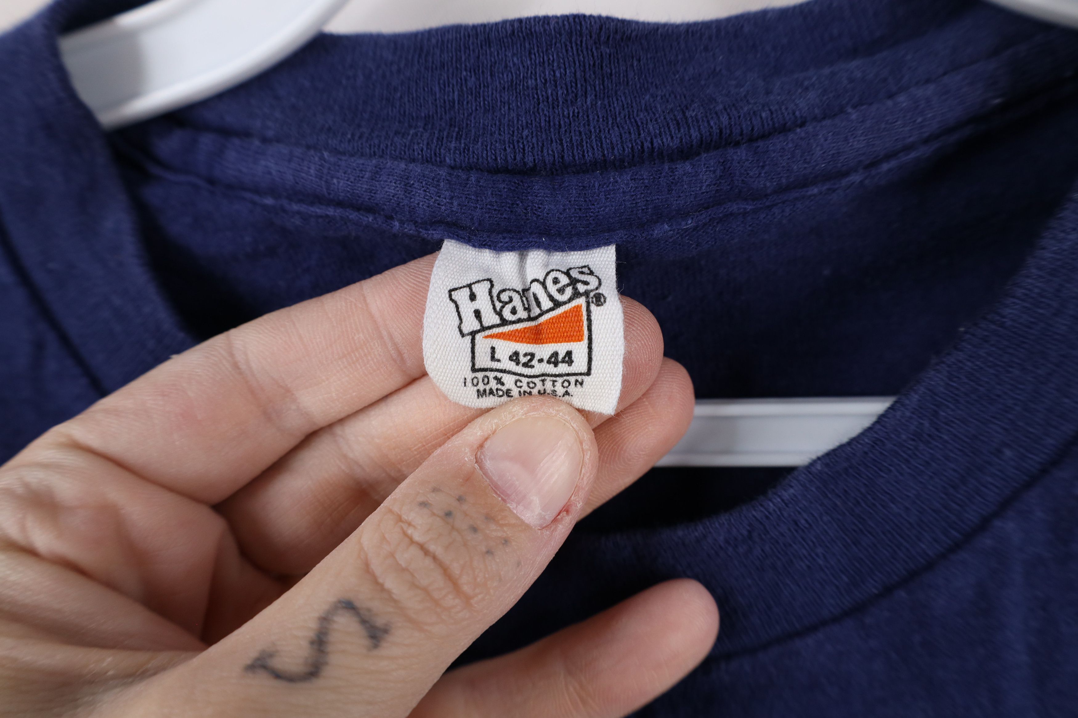 Hanes × Vintage Vintage 70s Hanes Mind Is In the Gutter Company T-Shirt USA Size US L / EU 52-54 / 3 - 5 Thumbnail