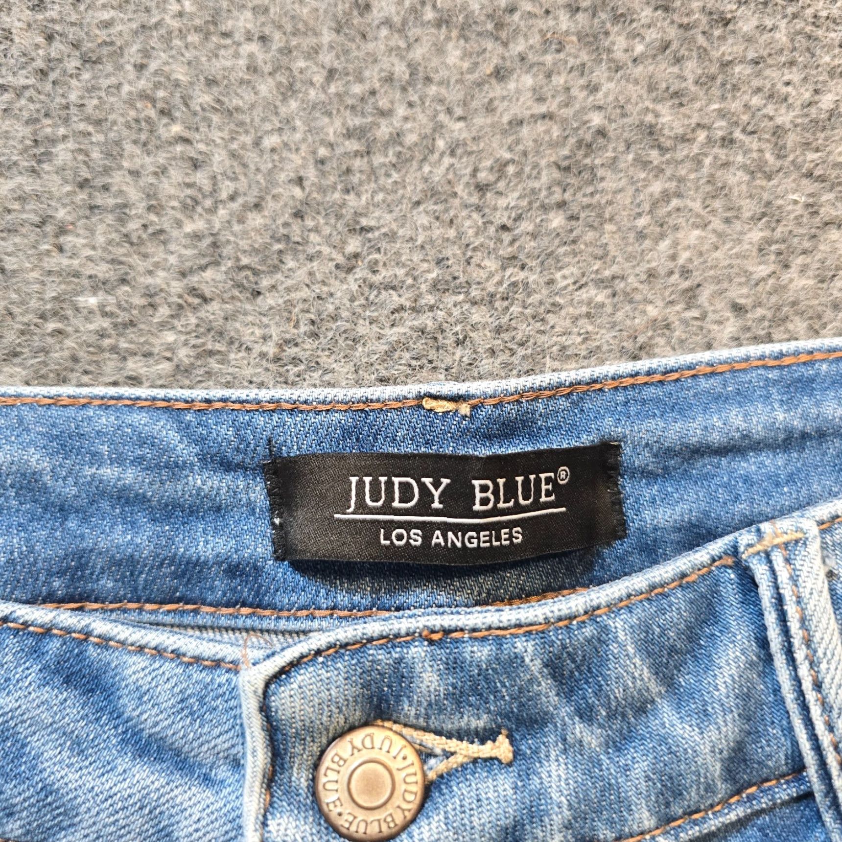 Vintage Judy Blue Jeans Womens Size 14W Blue 90s Straight Leg Distressed Capsule Size 36" / US 14 / IT 50 - 4 Thumbnail
