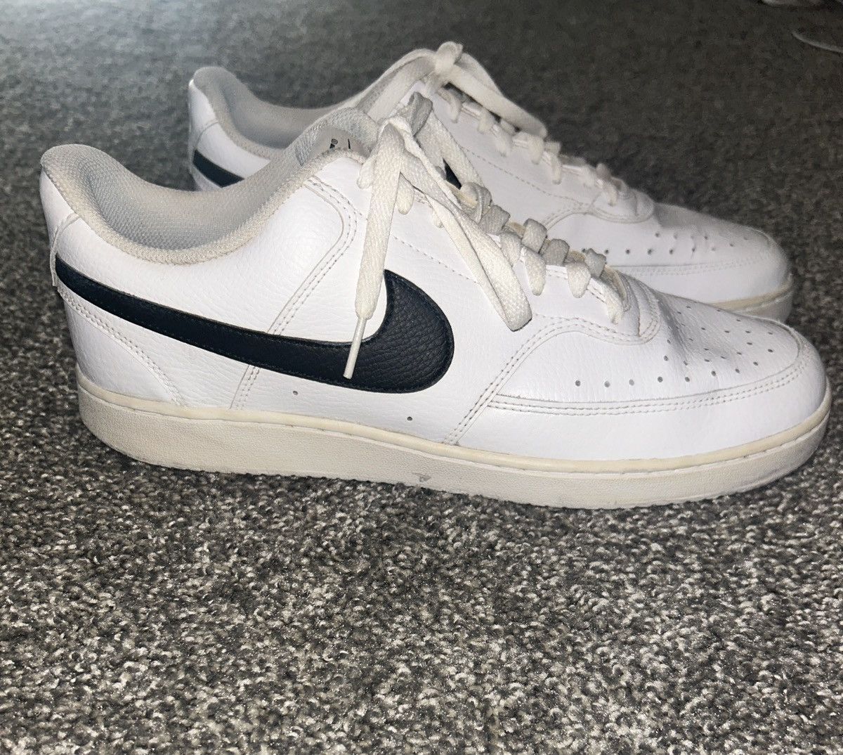 Nike nike courts Size US 11 / EU 44 - 2 Thumbnail