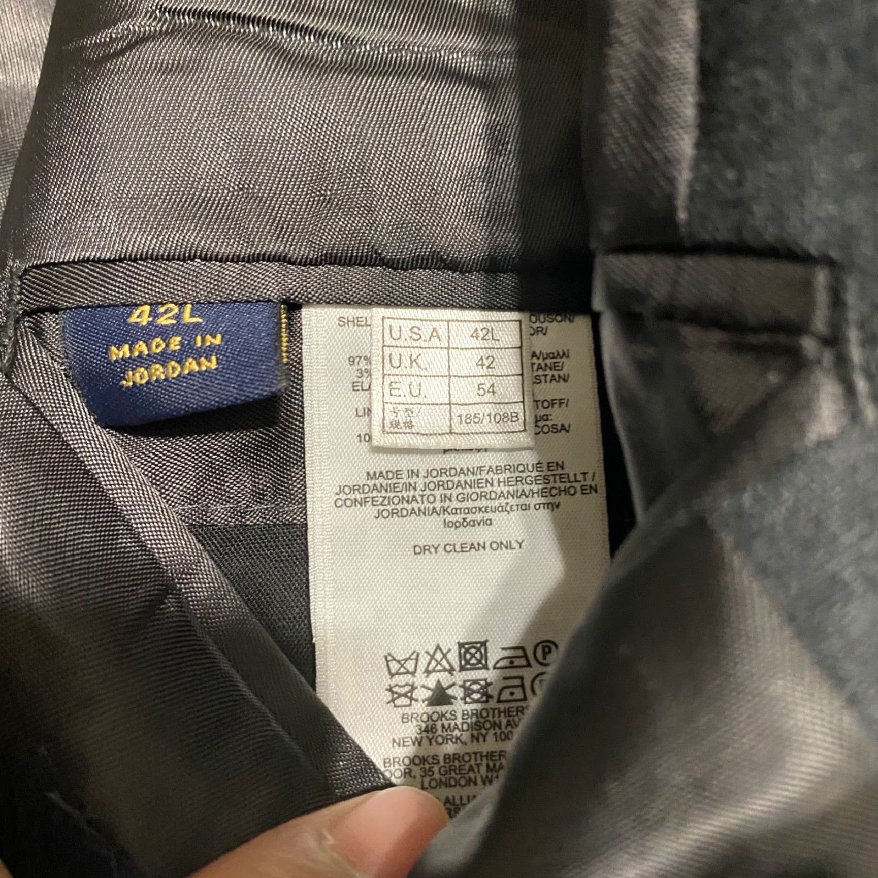 Brooks Brothers Brooks Brothers Blazer Mens 42 Gray Wool Striped Two-Button Single-Breasted Notch Long Vintage: No Stretch Lined Chest 42 Regular Beige? Size 42R - 4 Thumbnail