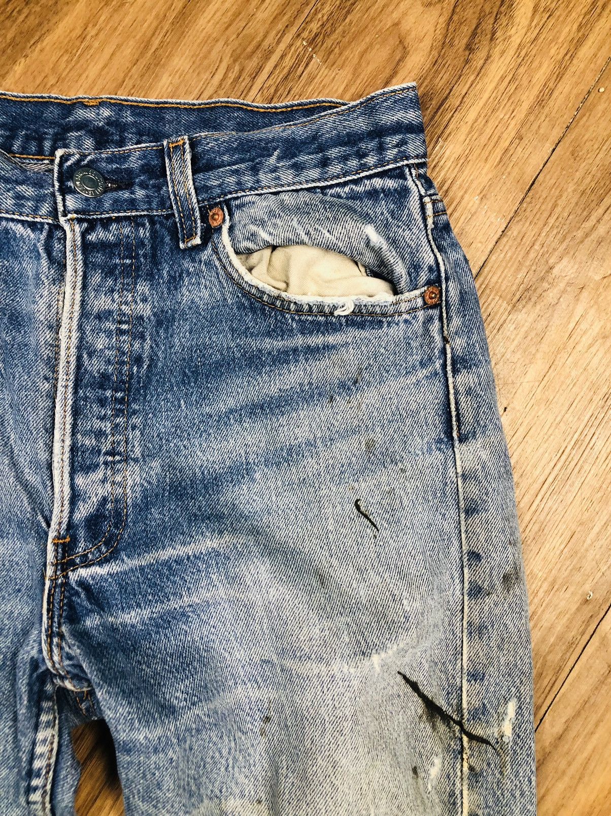 Levi's Levis Distresses Jeans (37) Size US 29 - 6 Thumbnail