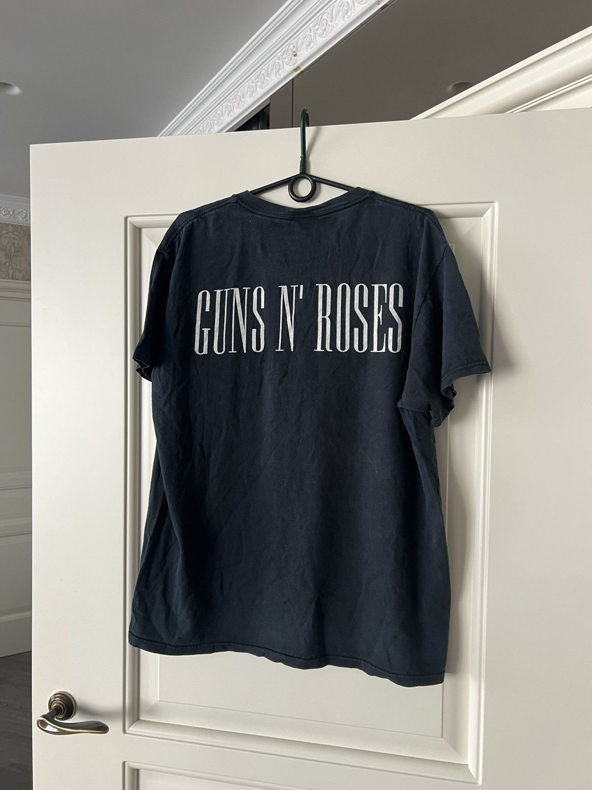 Guns N' Roses Vintage Guns N Roses Band Tee Rock T-Shirt Size L Size US L / EU 52-54 / 3 - 12 Thumbnail