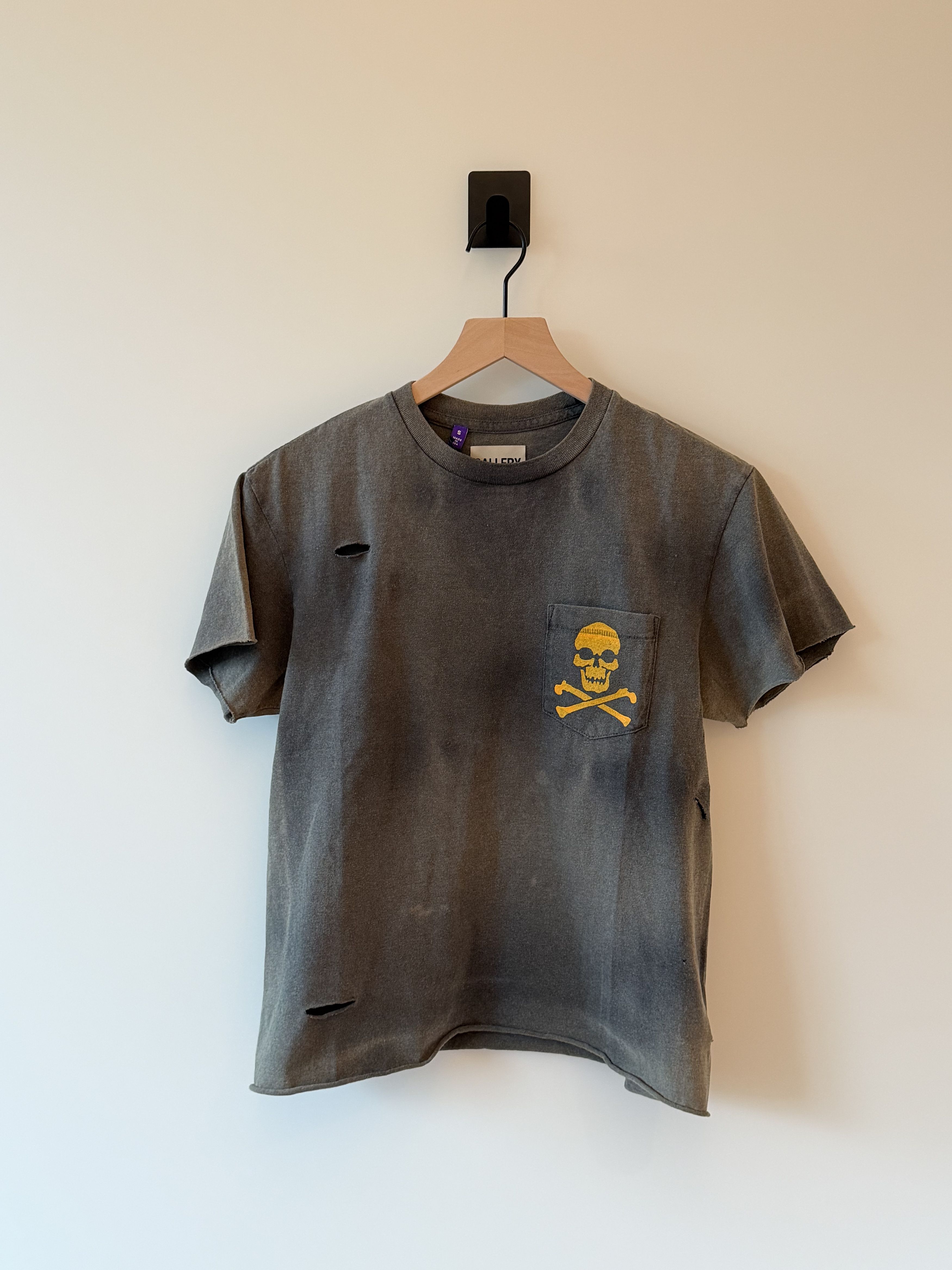 Gallery Dept. Gallery Dept Vintage Distressed Bones T-Shirt Size US S / EU 44-46 / 1 - 1 Thumbnail