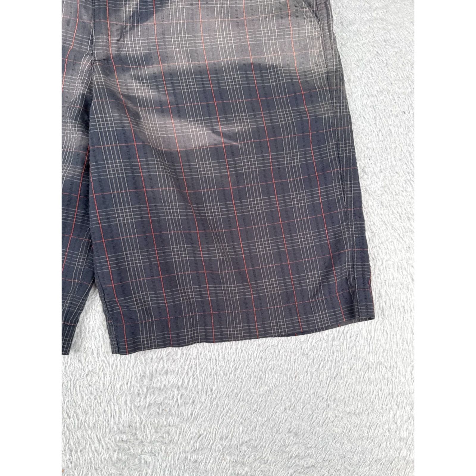 Patagonia Patagonia Shorts Mens 31 Black Plaid Thrift Shorts Polyester Blend Flat Front Size US 31 - 2 Thumbnail