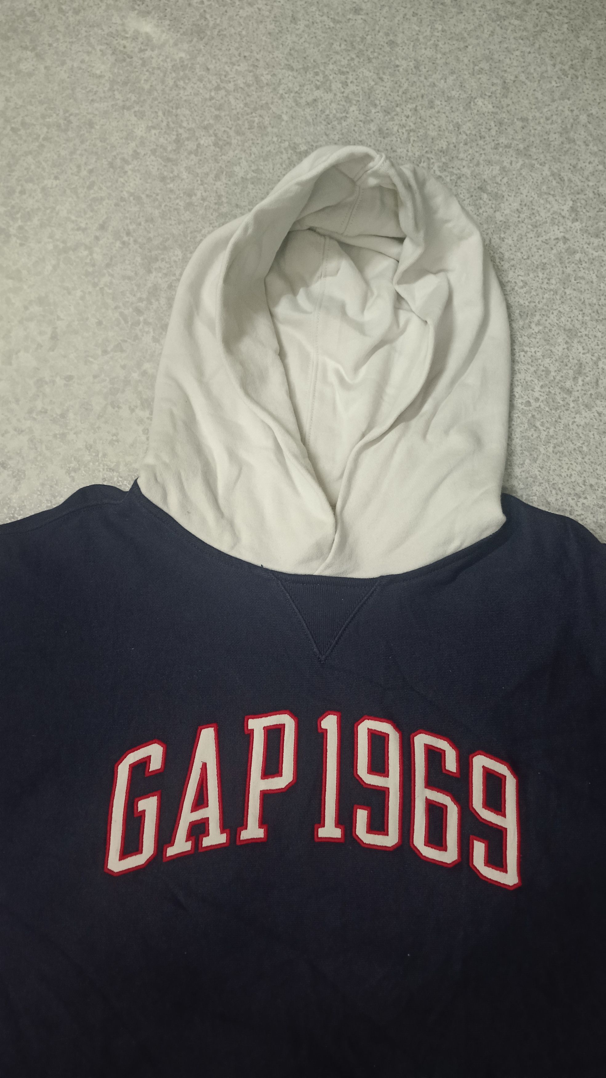 Gap GAP 1969 Spell Out Hoodie Size US L / EU 52-54 / 3 - 3 Thumbnail