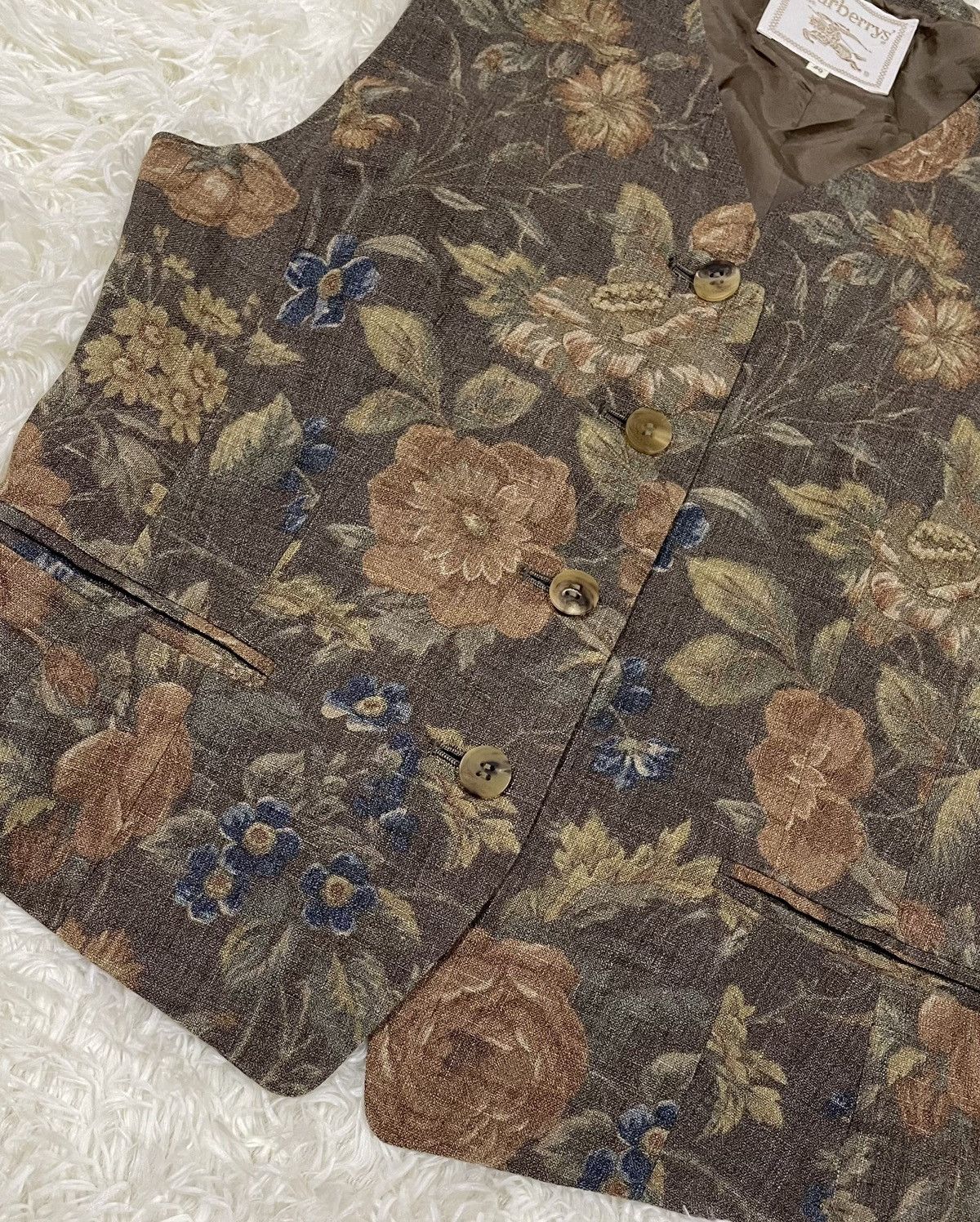 Burberry Vintage Burberrys' Floral Tapestry Vest Waistcoat 90s Size US XXS / EU 40 - 3 Thumbnail