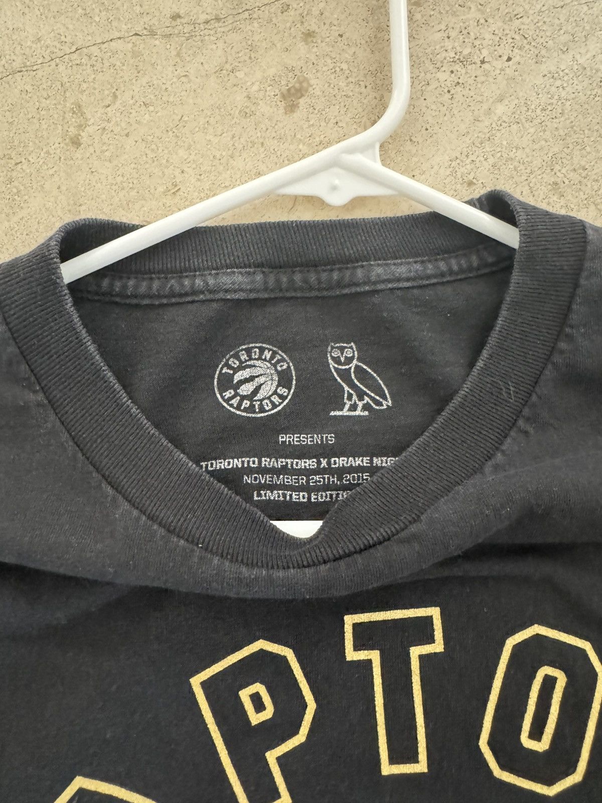 Drake raptors X drake tee Size US M / EU 48-50 / 2 - 3 Thumbnail