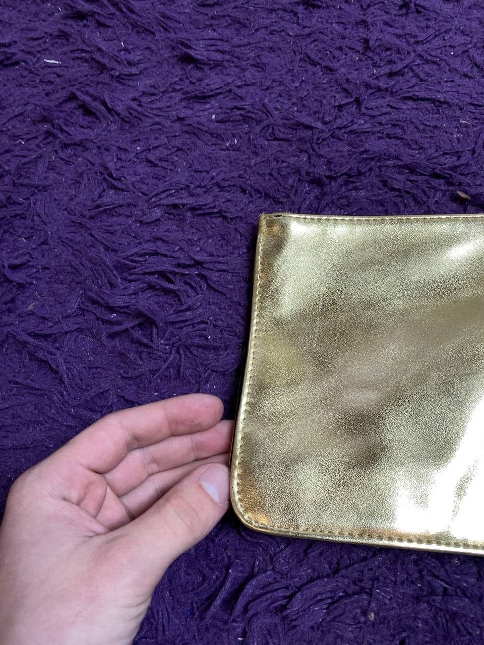 Yves Saint Laurent Yves Saint Laurent YSL Faux Leather Makeup Bag Size ONE SIZE - 9 Thumbnail