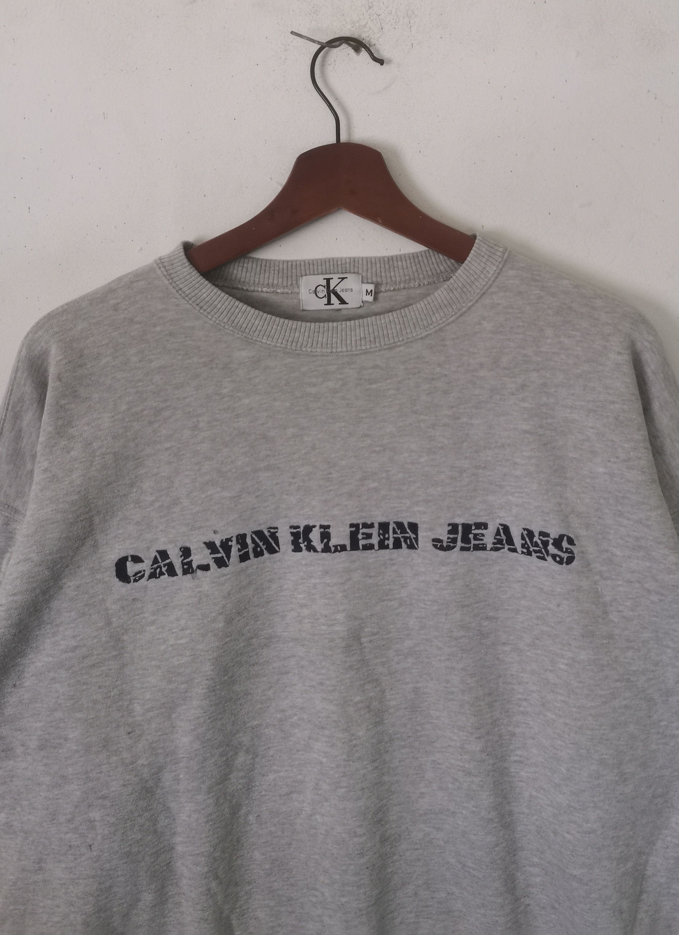 Calvin Klein × Vintage Rare Vintage Calvin Klein sweatshirt grey colour Size US M / EU 48-50 / 2 - 2 Thumbnail