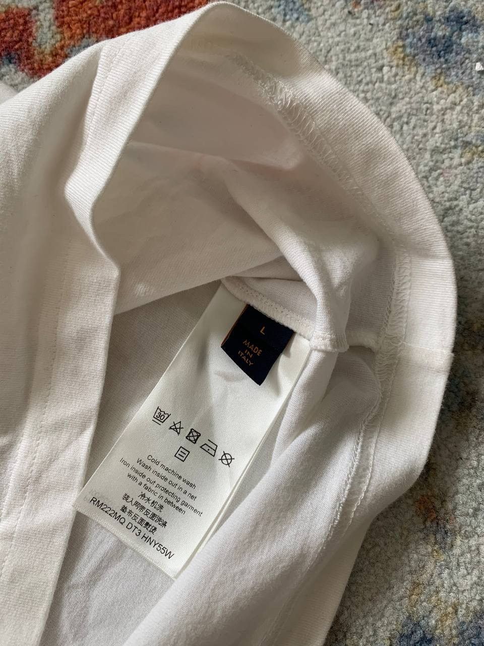 Louis Vuitton Louis Vuitton White Tee Size US L / EU 52-54 / 3 - 8 Thumbnail