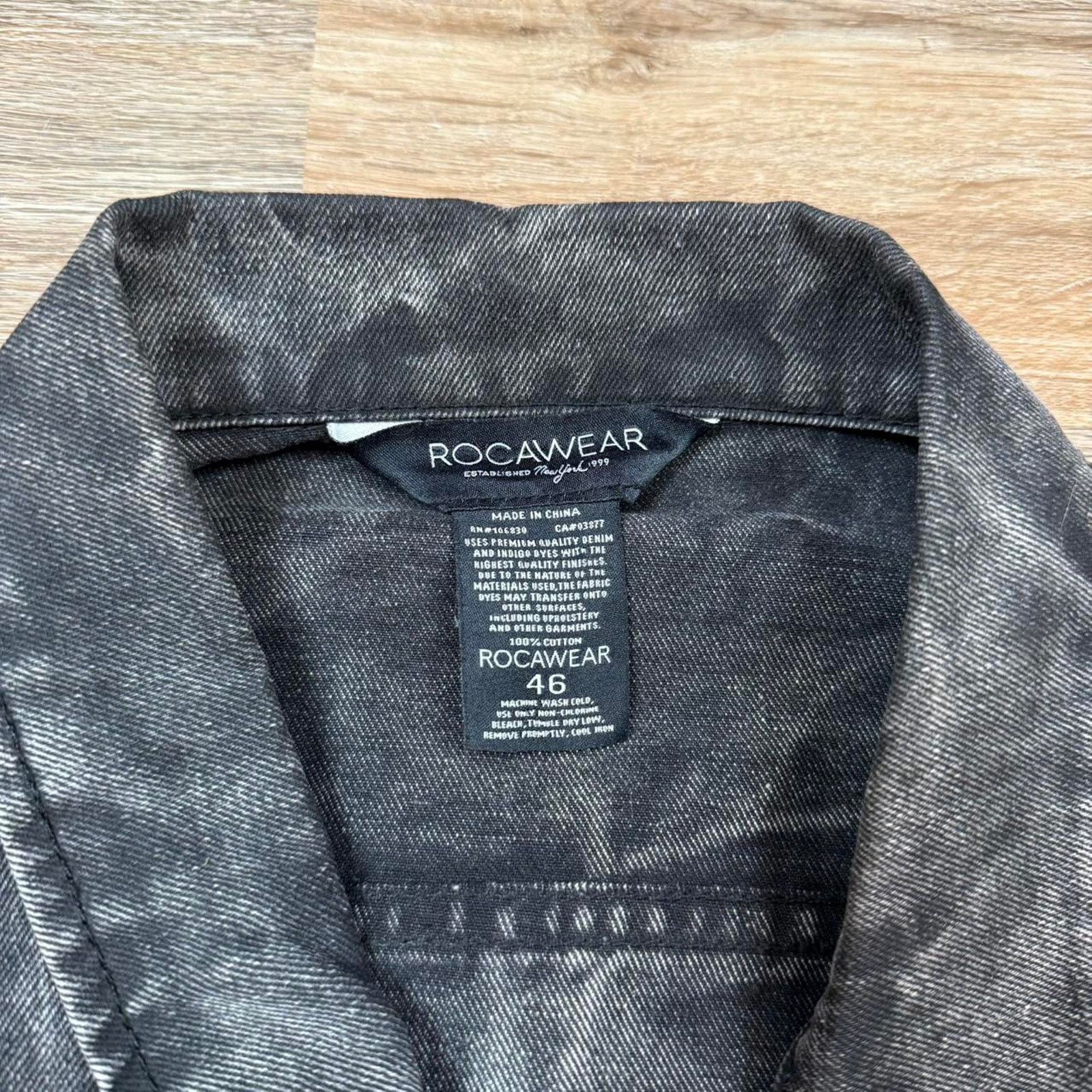 Rocawear Vintage 90s rocawear black marbled denim distressed jacket Size US L / EU 52-54 / 3 - 5 Thumbnail