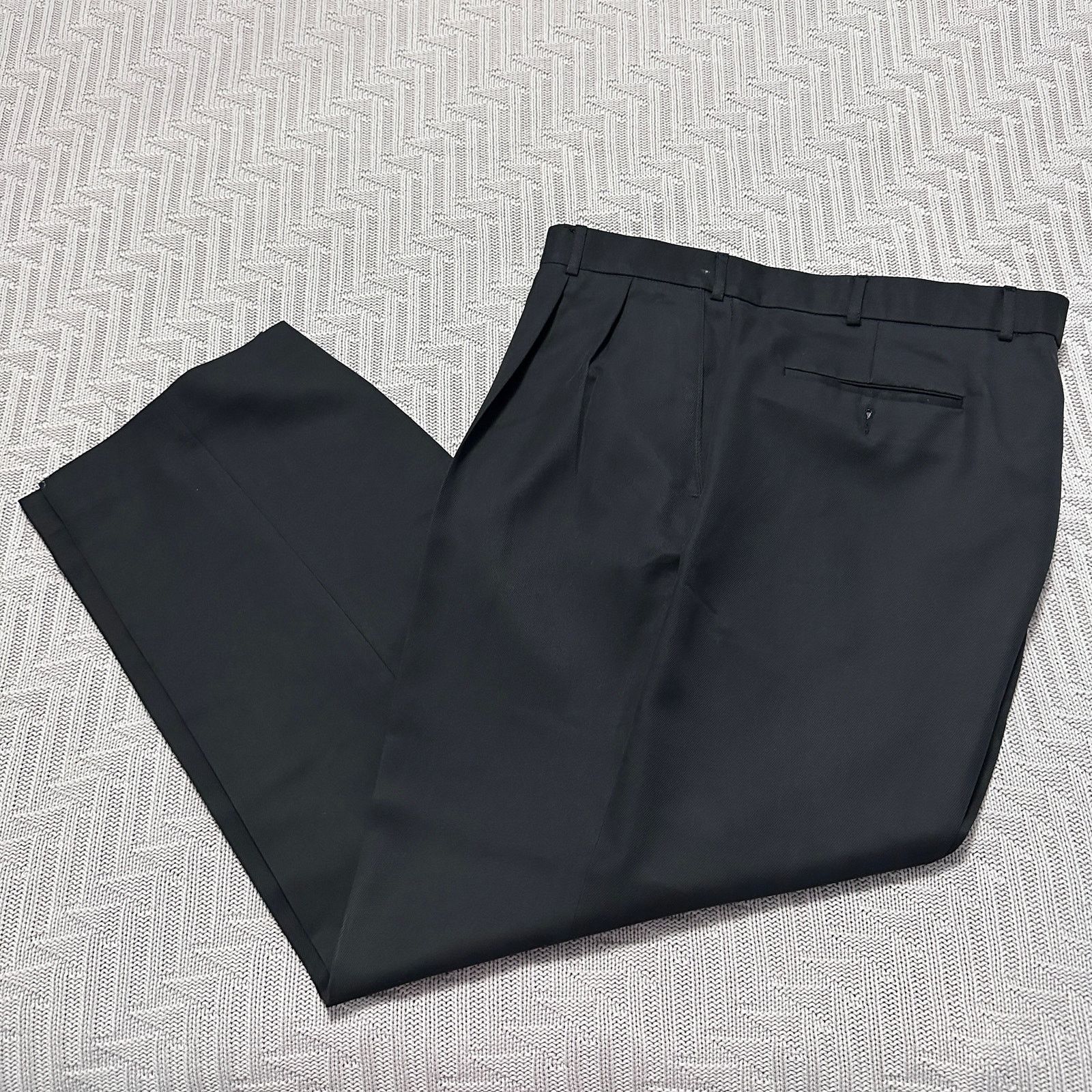 Burberry Vintage Burberry black dress slacks Size US 42 / EU 58 - 1 Thumbnail