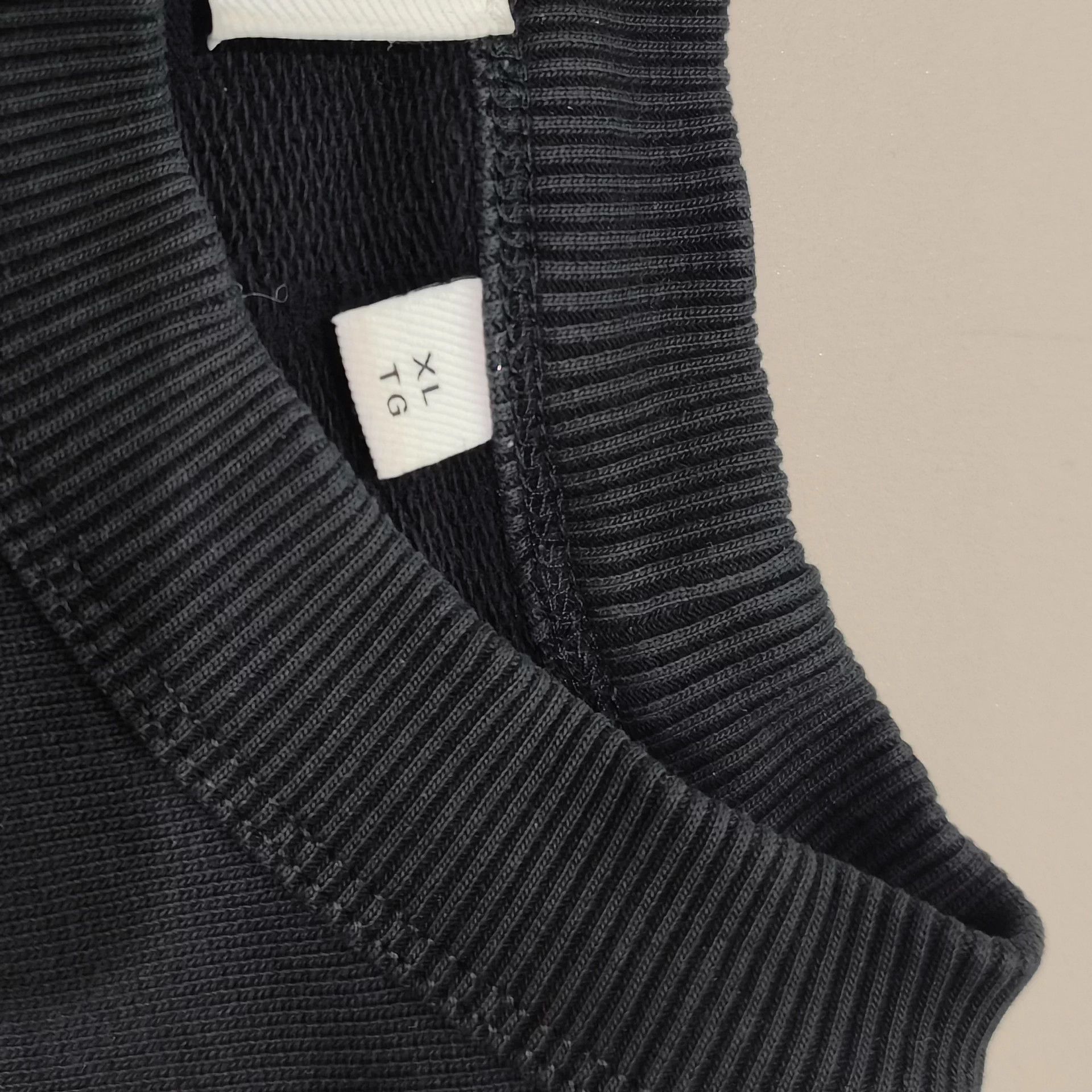 Burberry Burberry 99 New XL crewneck sweatshirt Size XL / US 12-14 / IT 48-50 - 4 Thumbnail