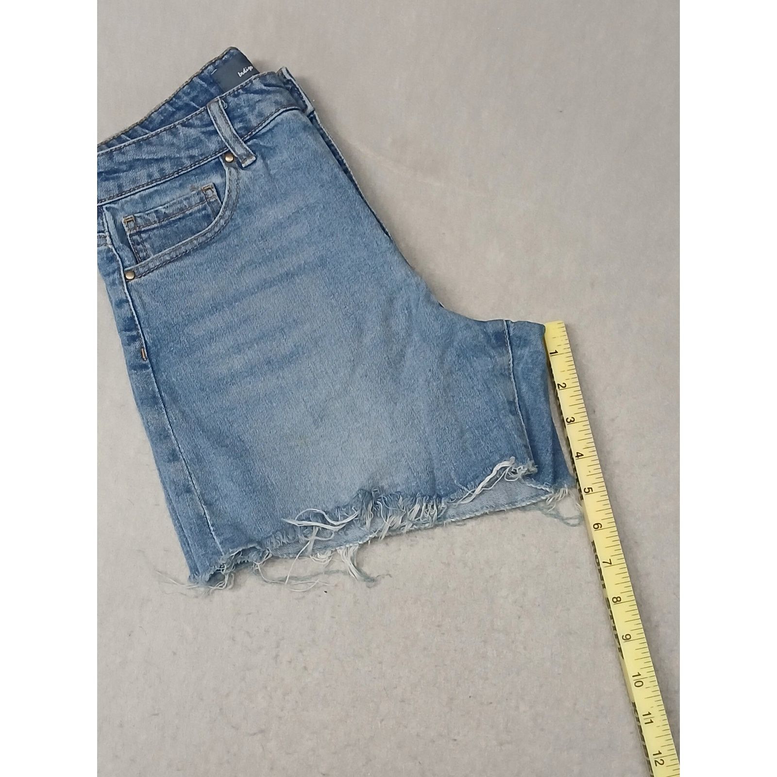 Other Indigo Rising (5/27) Women's Cut Off Blue Denim Shorts Size 26" / US 2 / IT 38 - 3 Thumbnail