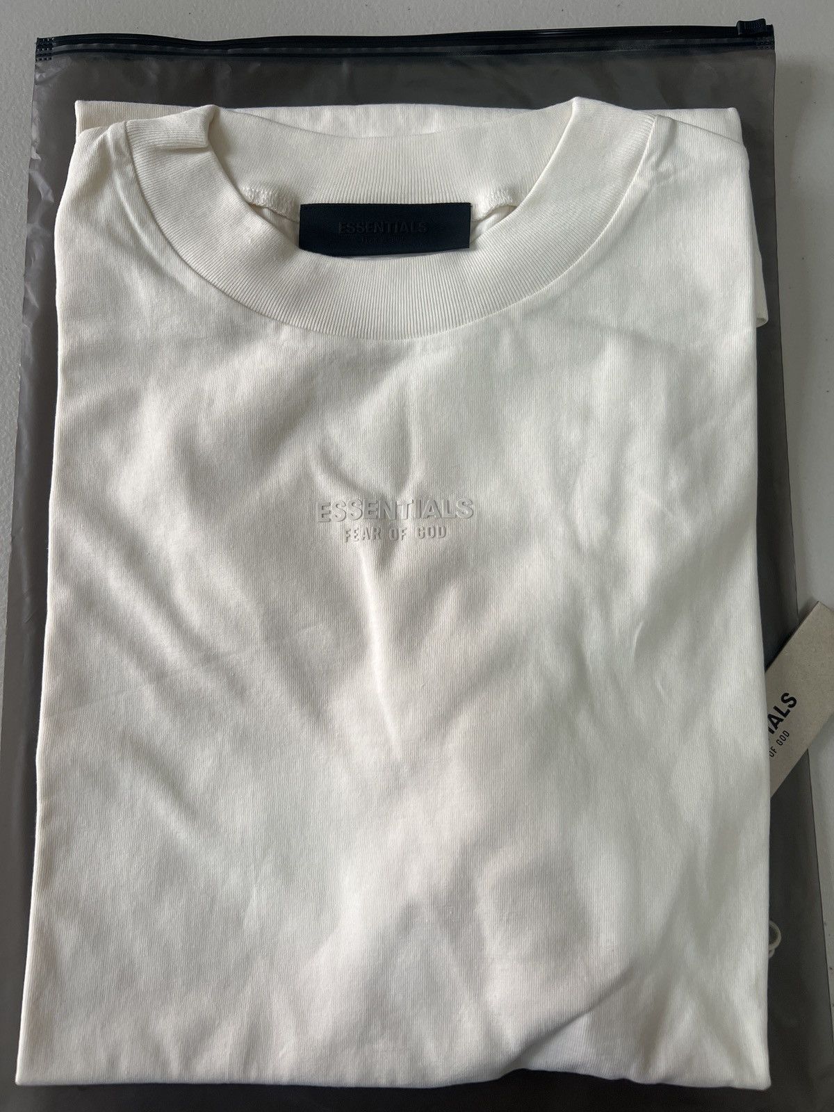 Fear of God Fear of God Essential Tee Size US L / EU 52-54 / 3 - 5 Thumbnail