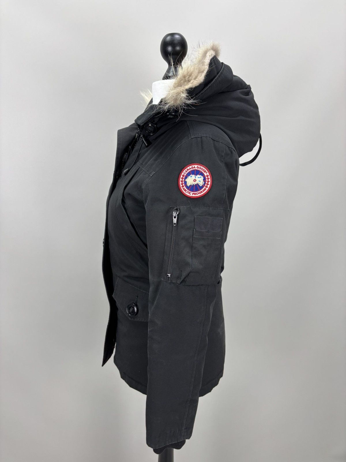 Canada Goose Womens parka Canada Goose Size XS Color Black Size XS / US 0-2 / IT 36-38 - 12 Thumbnail
